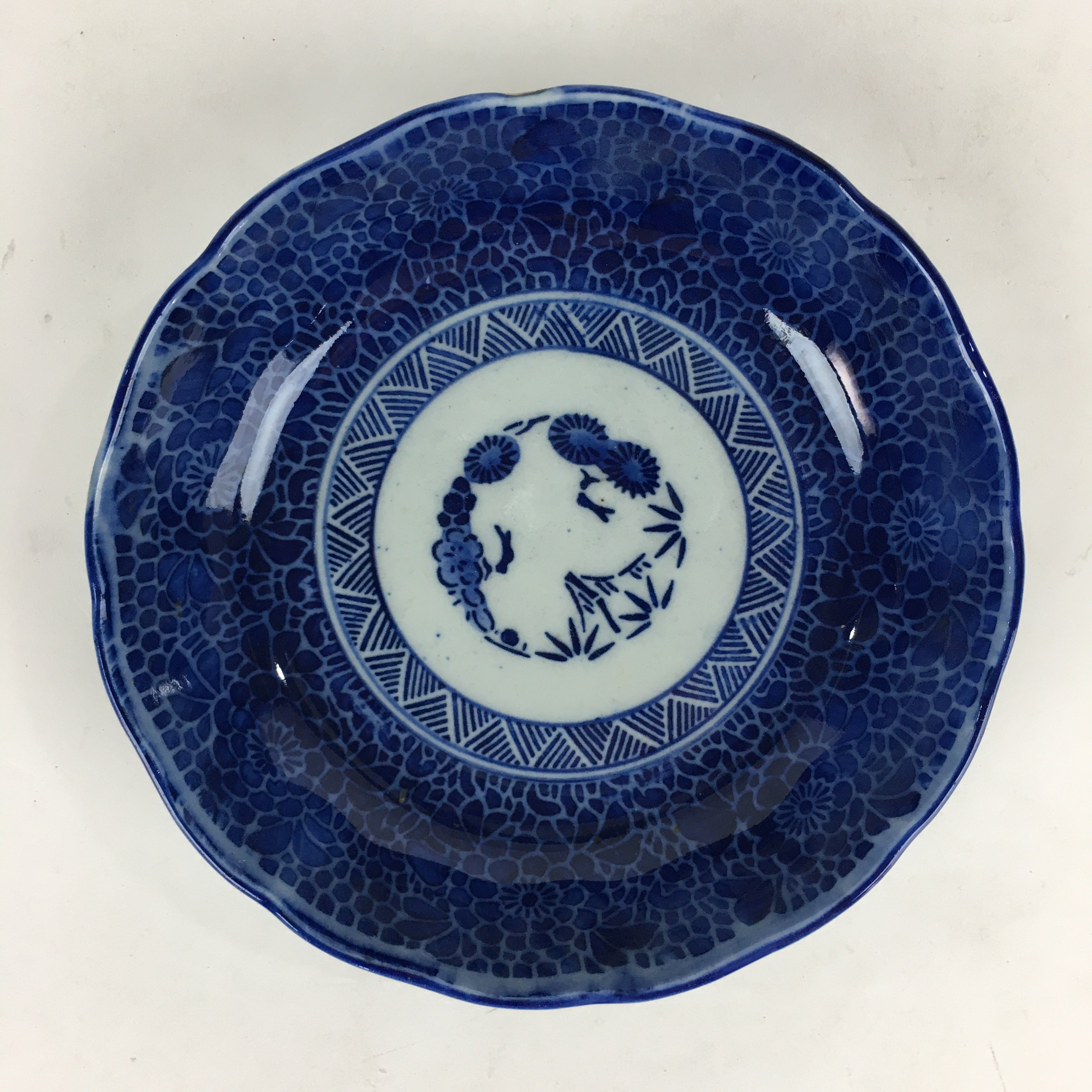 Antique C1900 Japanese Porcelain Deep Plate Sometsuke Blue Flower PY17