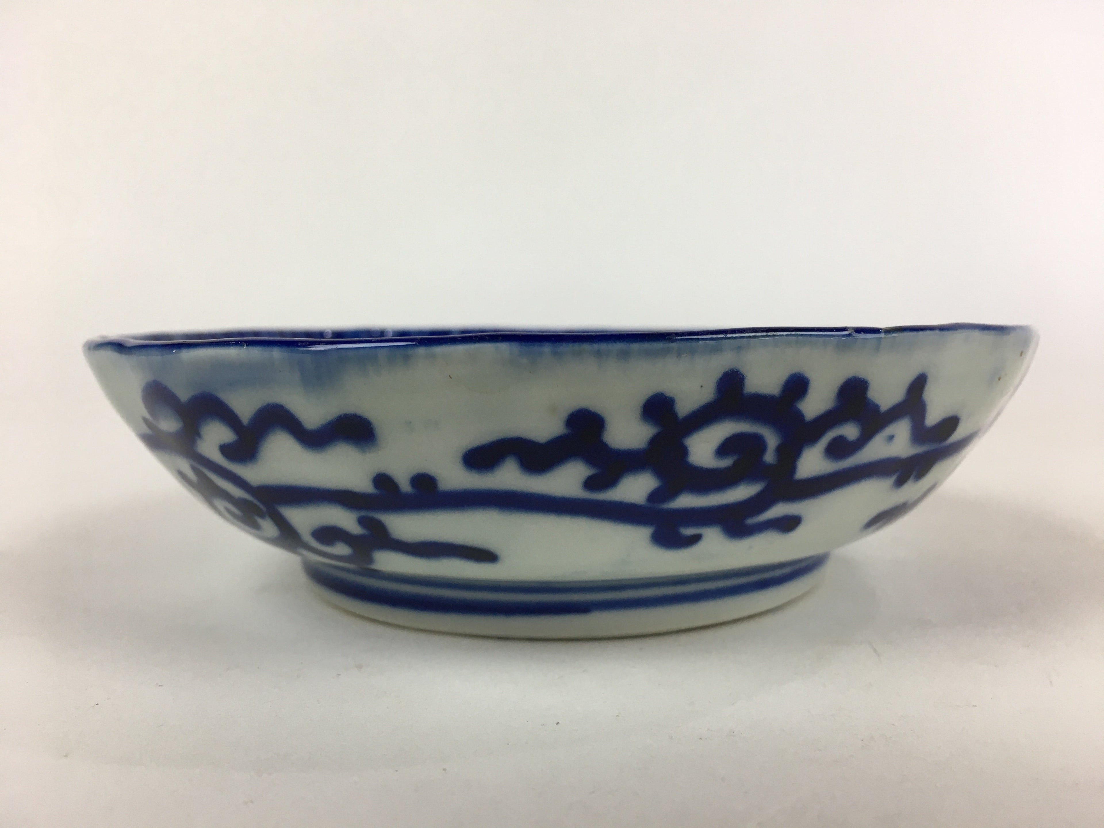 Antique C1900 Japanese Porcelain Deep Plate Sometsuke Blue Flower PY22
