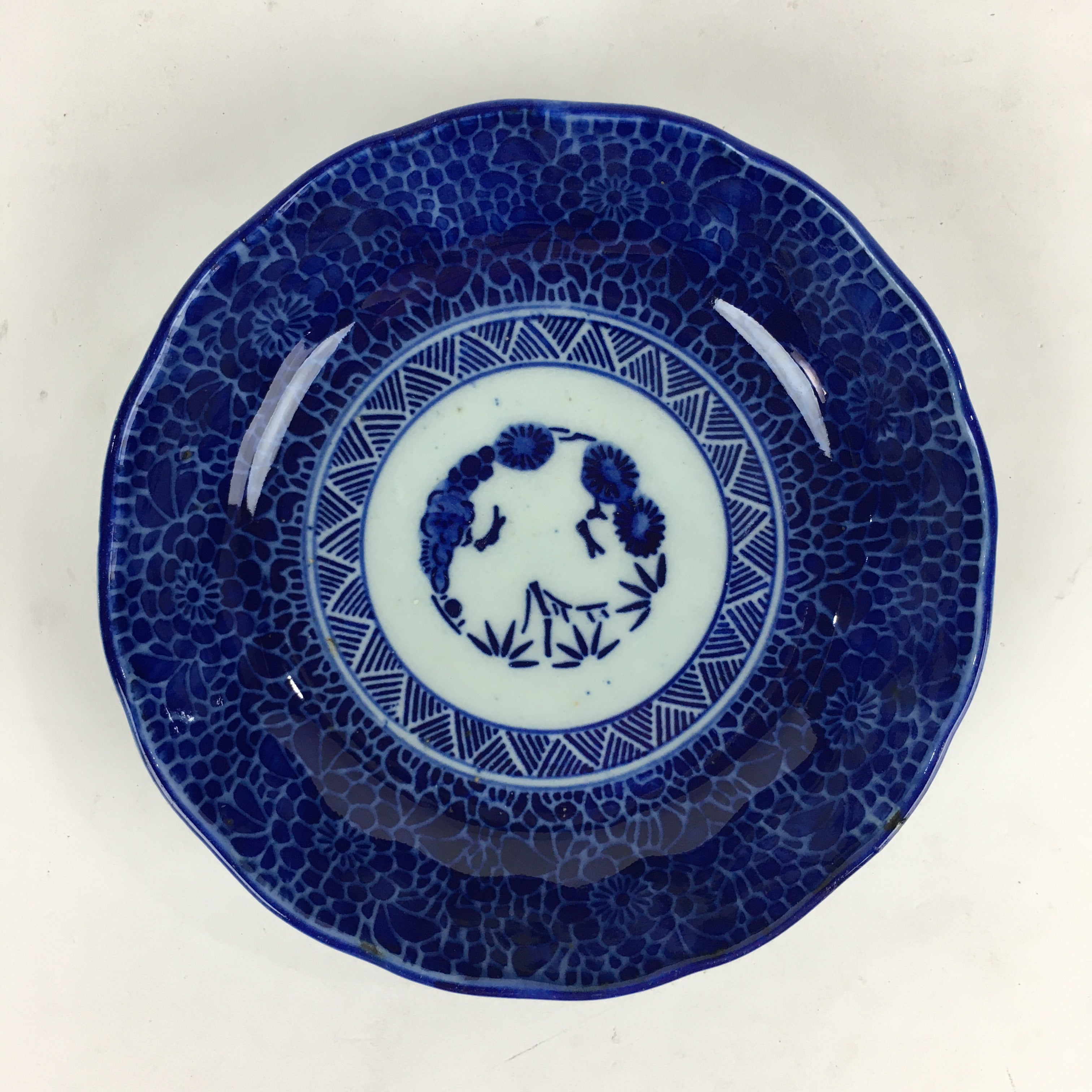 Antique C1900 Japanese Porcelain Deep Plate Sometsuke Blue Flower PY22