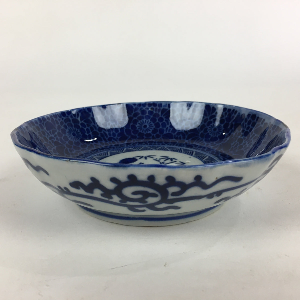 Antique C1900 Japanese Porcelain Deep Plate Sometsuke Blue Flower PY23