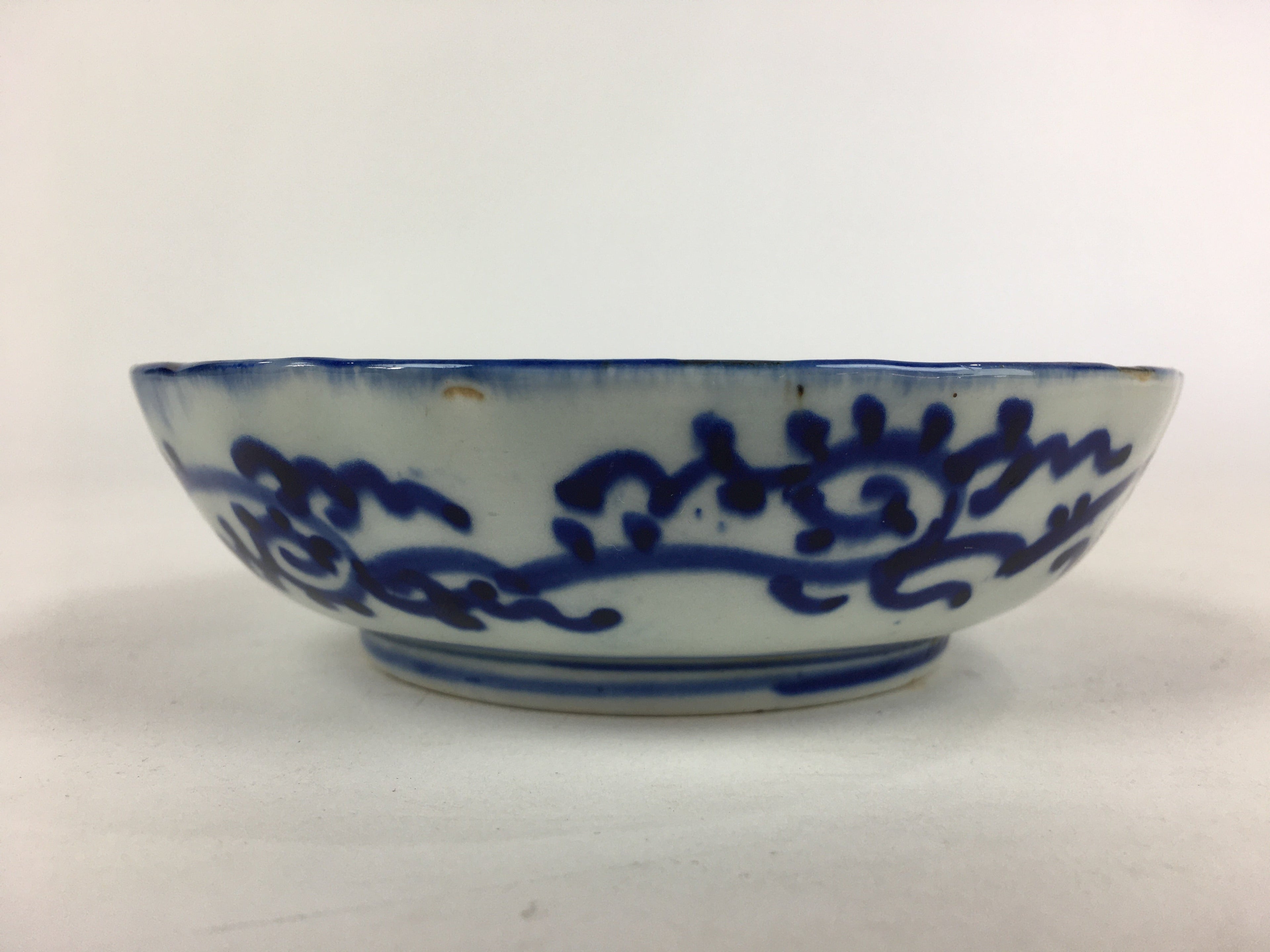Antique C1900 Japanese Porcelain Deep Plate Sometsuke Blue Flower PY6