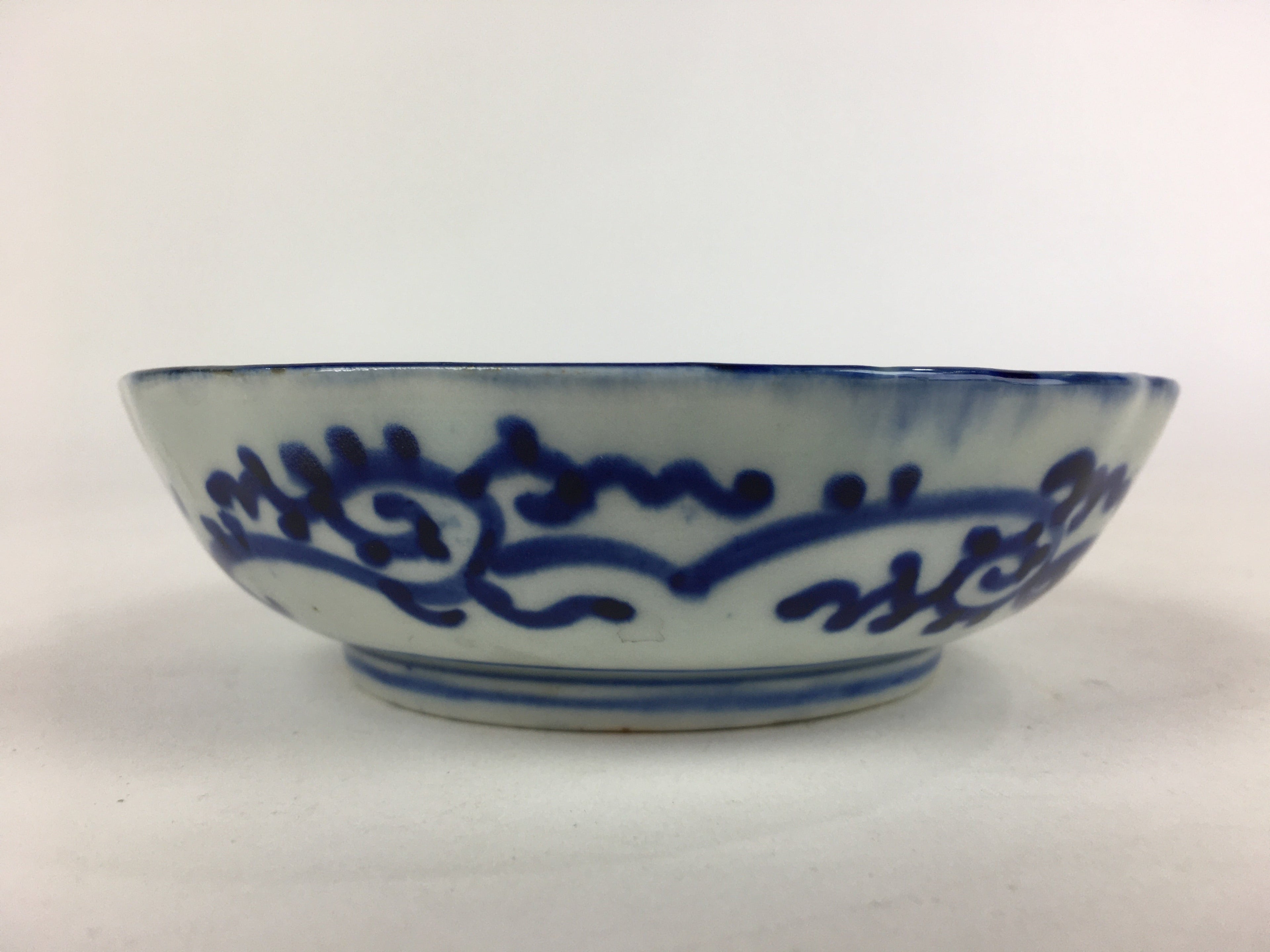 Antique C1900 Japanese Porcelain Deep Plate Sometsuke Blue Flower PY6