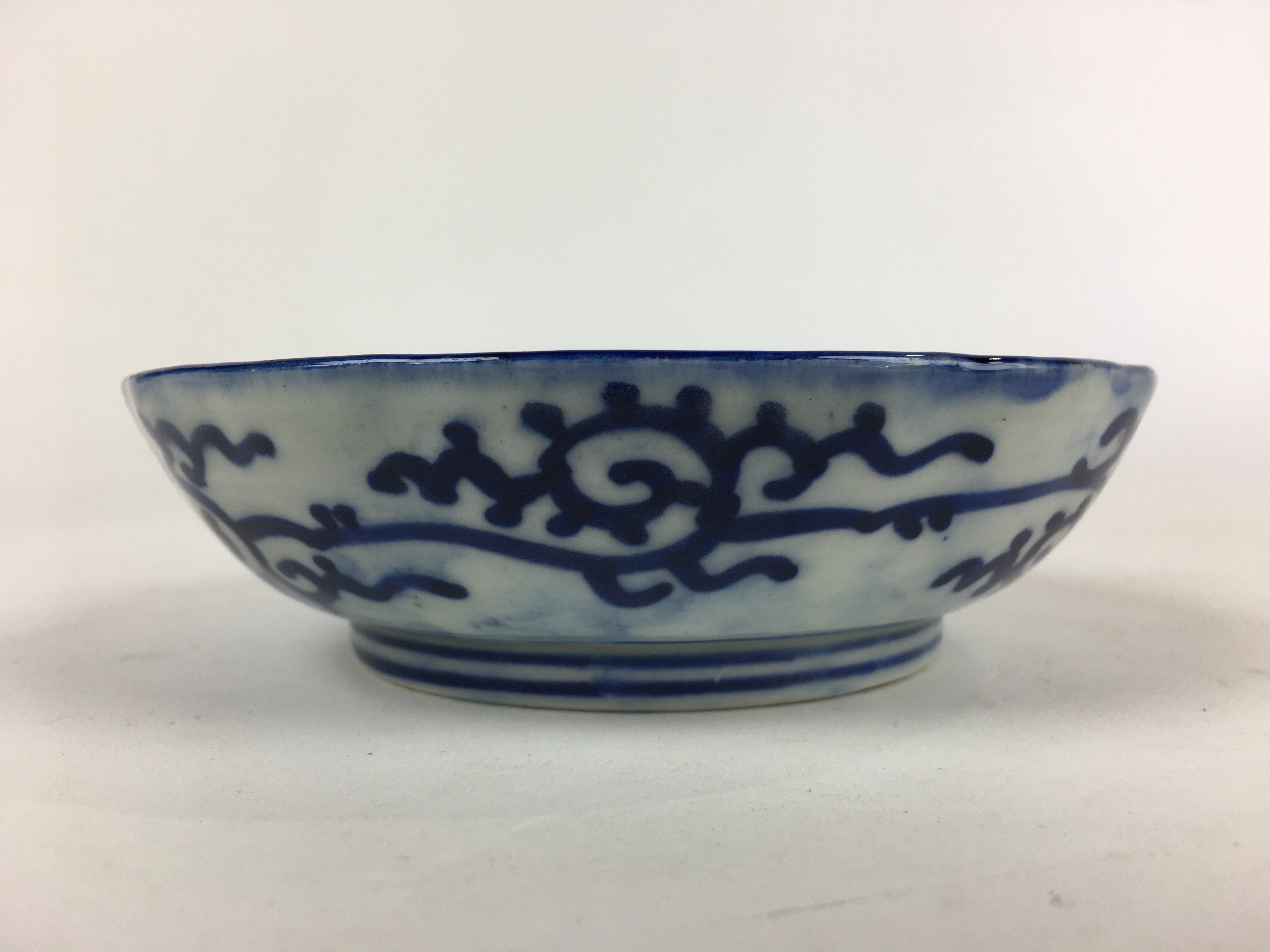 Antique C1900 Japanese Porcelain Deep Plate Sometsuke Blue Flower PY8