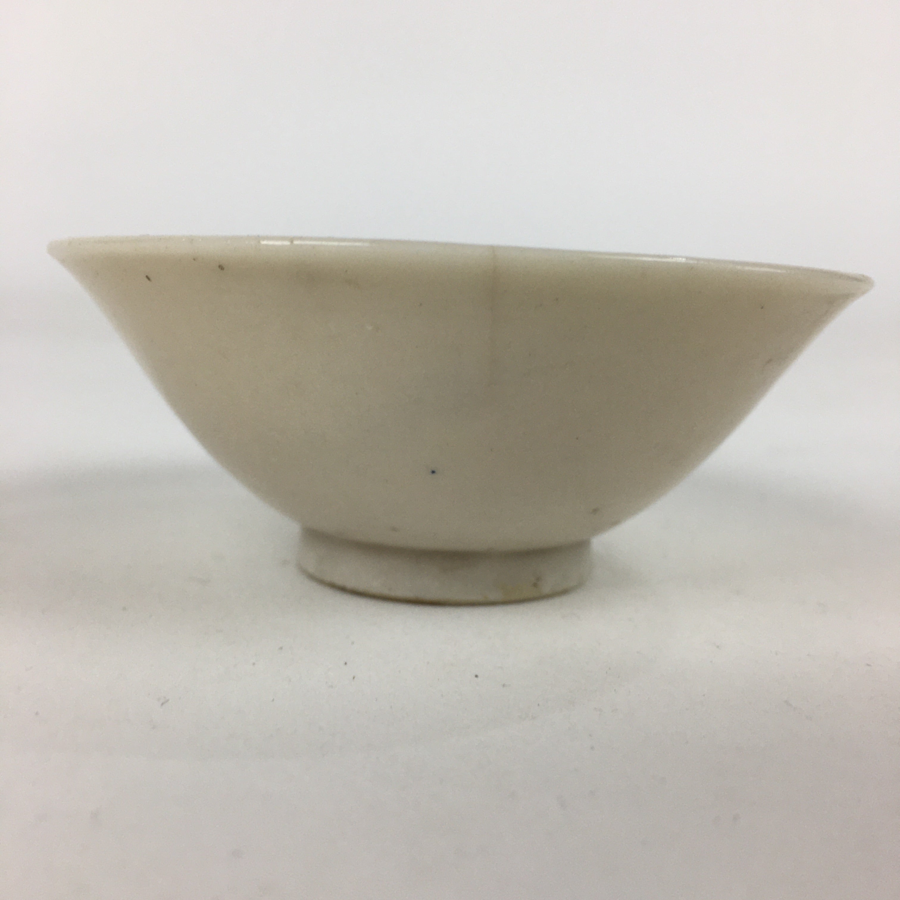 Antique C1900 Japanese Porcelain Sake Cup Red Snapper Sakazuki Ochoko G22
