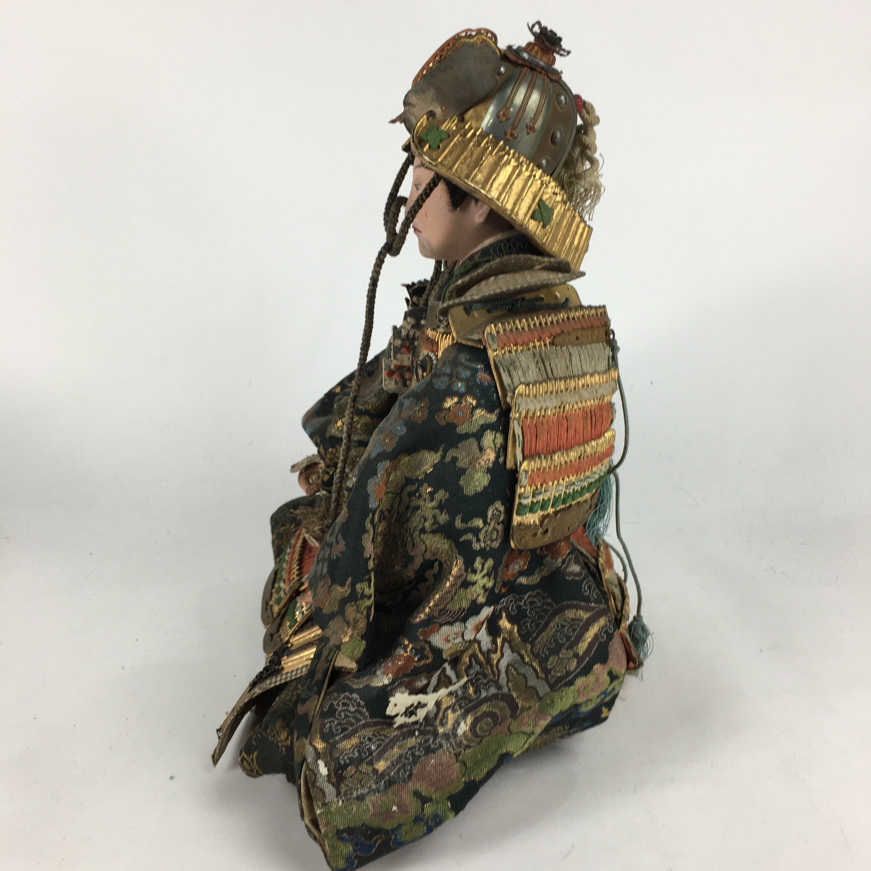 Antique C1900 Japanese Samurai Doll Figurine Armor Sitting Shogun BD683