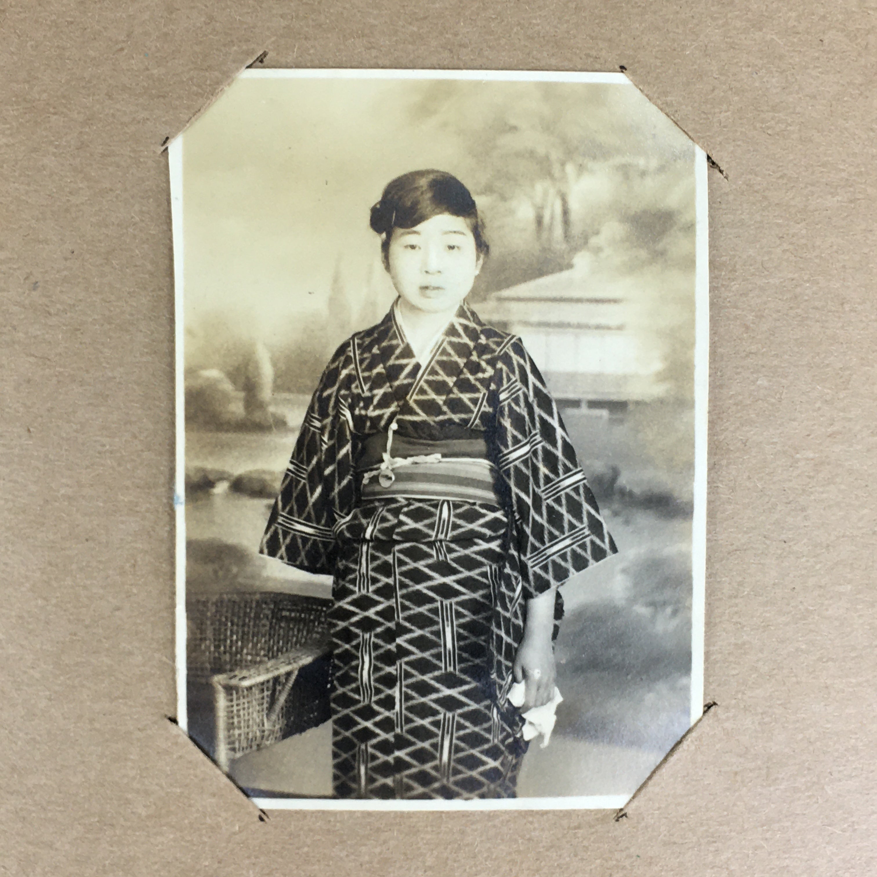 Antique C1926 Japanese Photo Album Vtg 55pc Family School Beach Kimono AB112