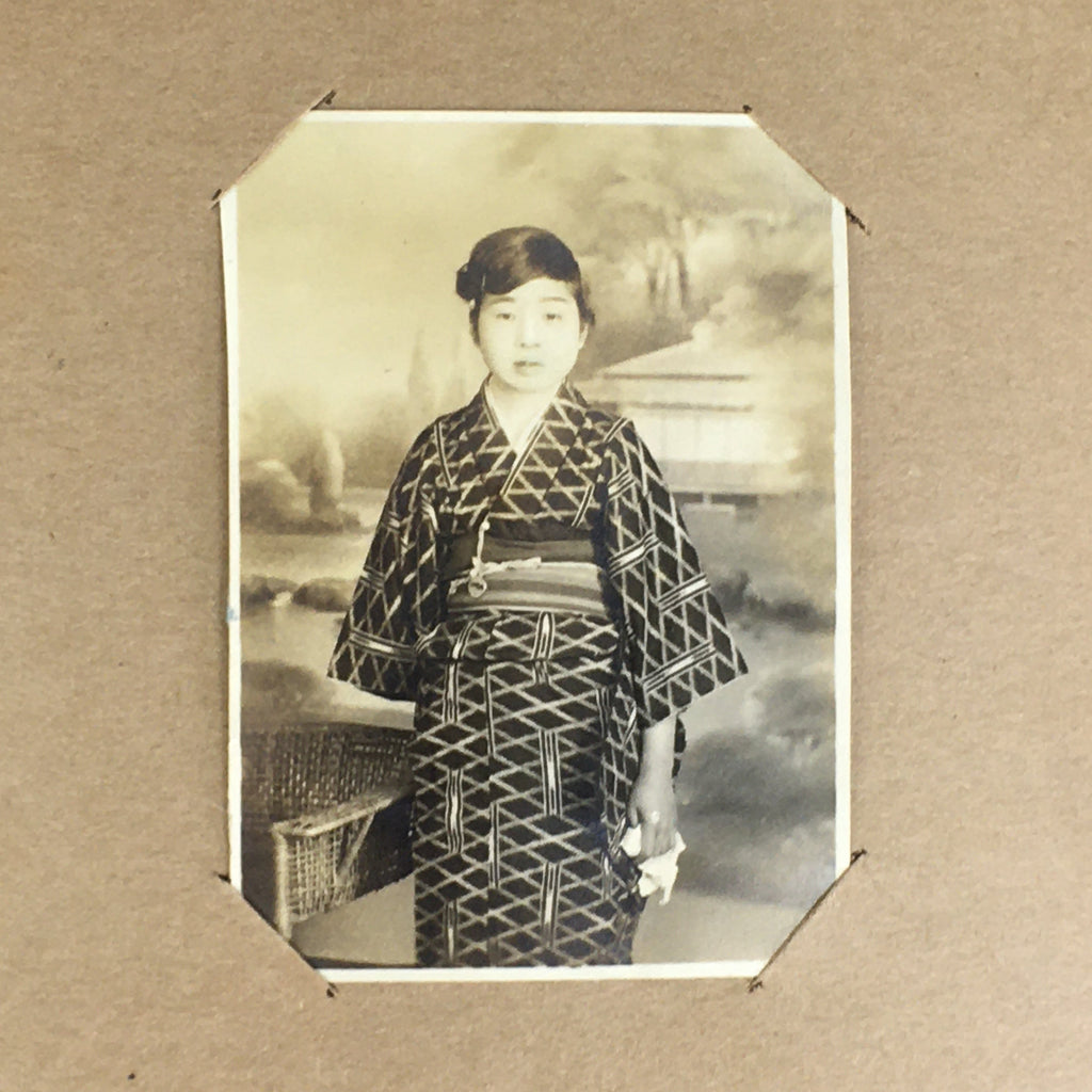 Antique C1926 Japanese Photo Album Vtg 55pc Family School Beach Kimono AB112