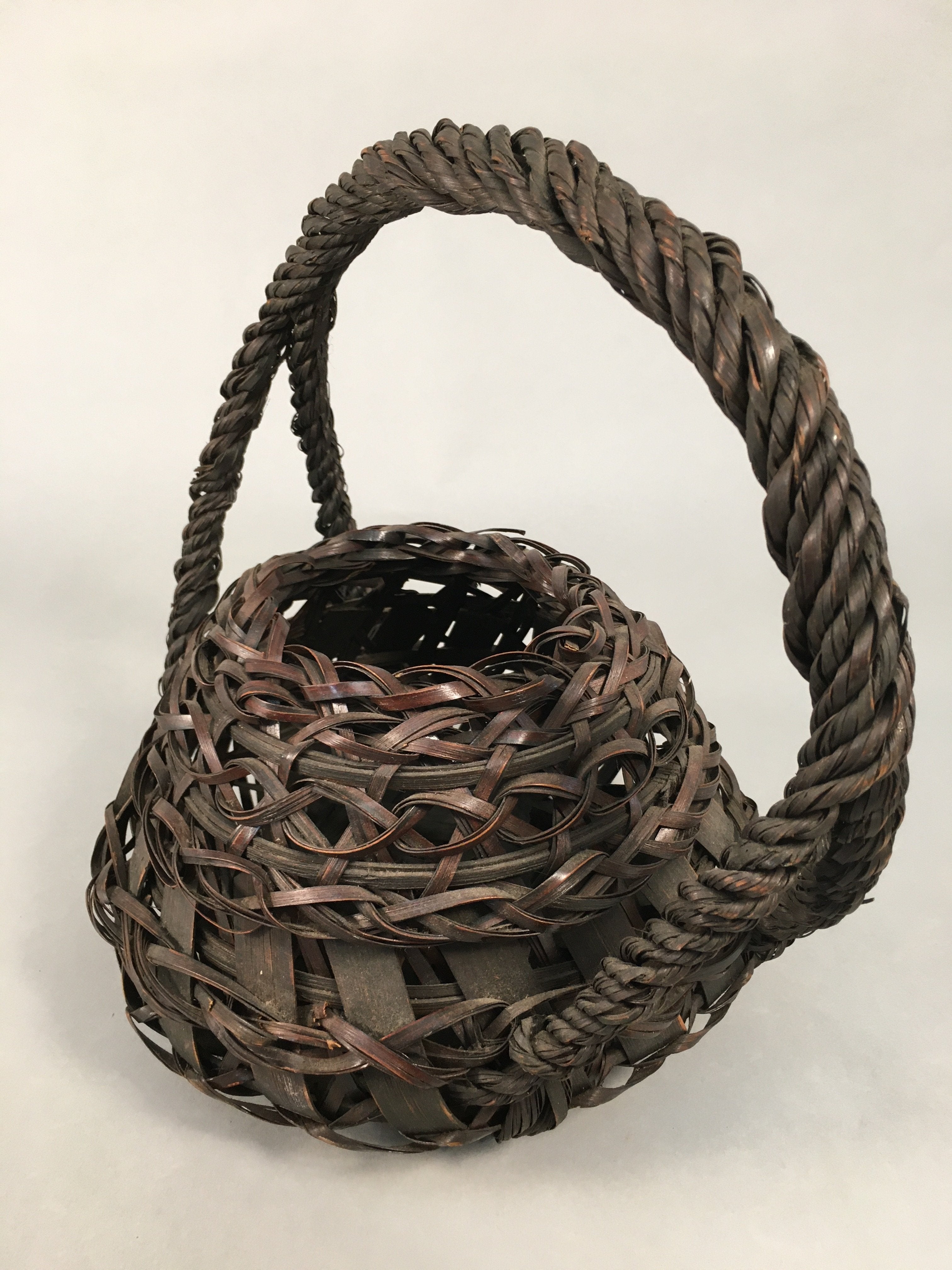 Antique Japanese Bamboo Basket Flower Vase Ikebana Arrangement Kado B150
