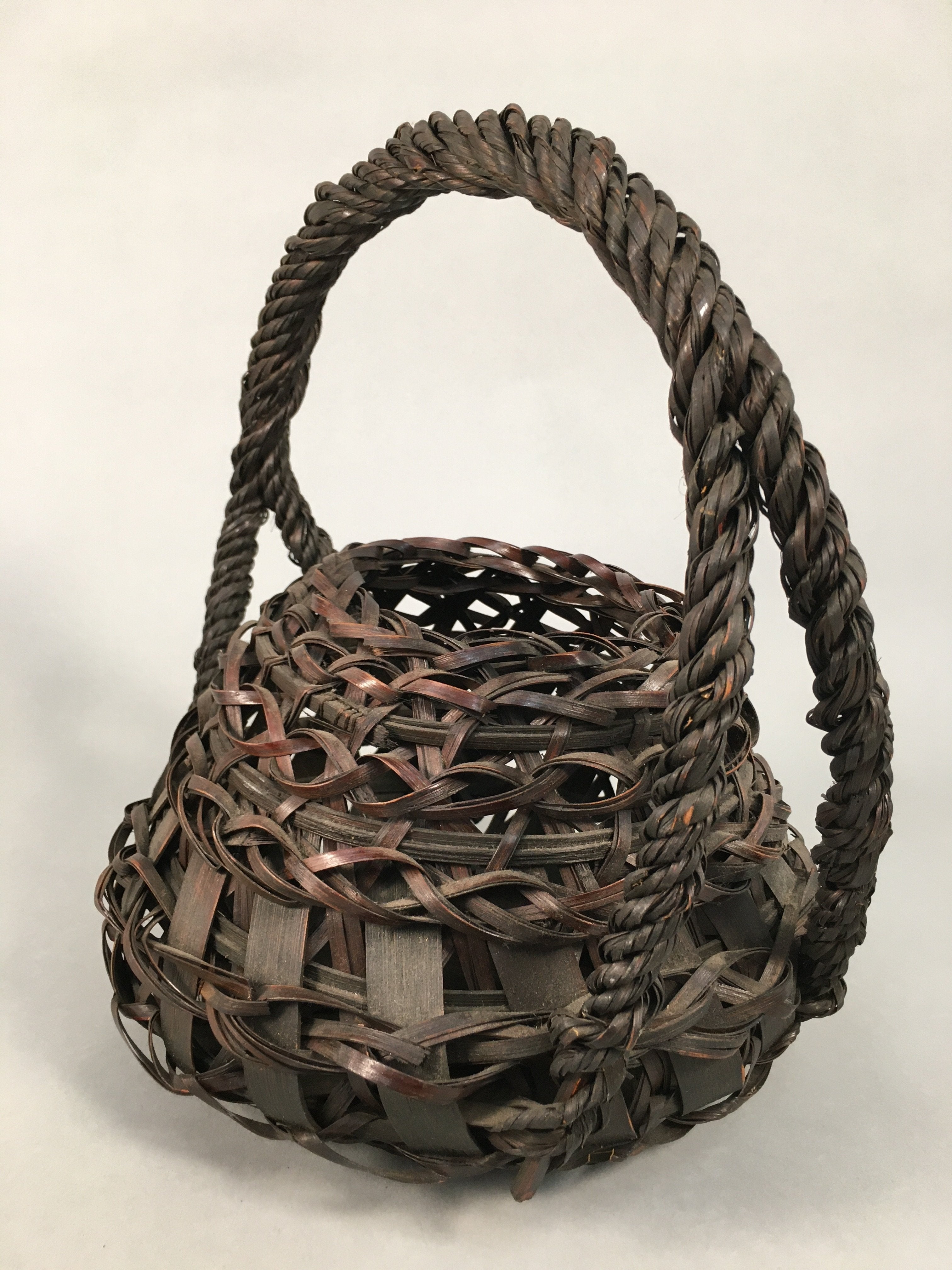 Antique Japanese Bamboo Basket Flower Vase Ikebana Arrangement Kado B150