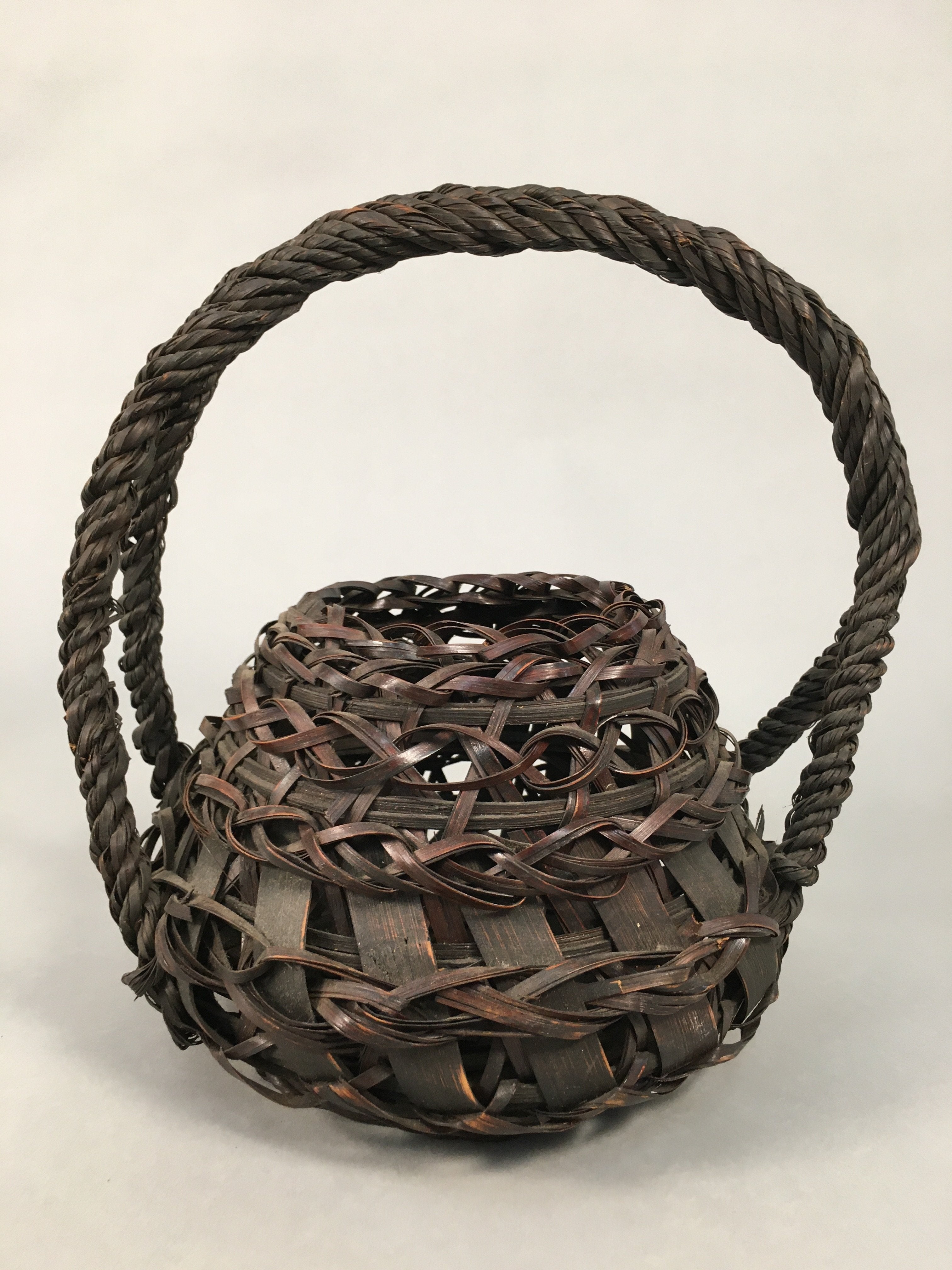Antique Japanese Bamboo Basket Flower Vase Ikebana Arrangement Kado B150