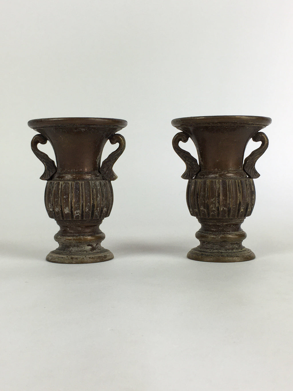 Antique Japanese Bronze Buddhist Altar Fitting Flower Vase 2pc Set Butsudan BU65