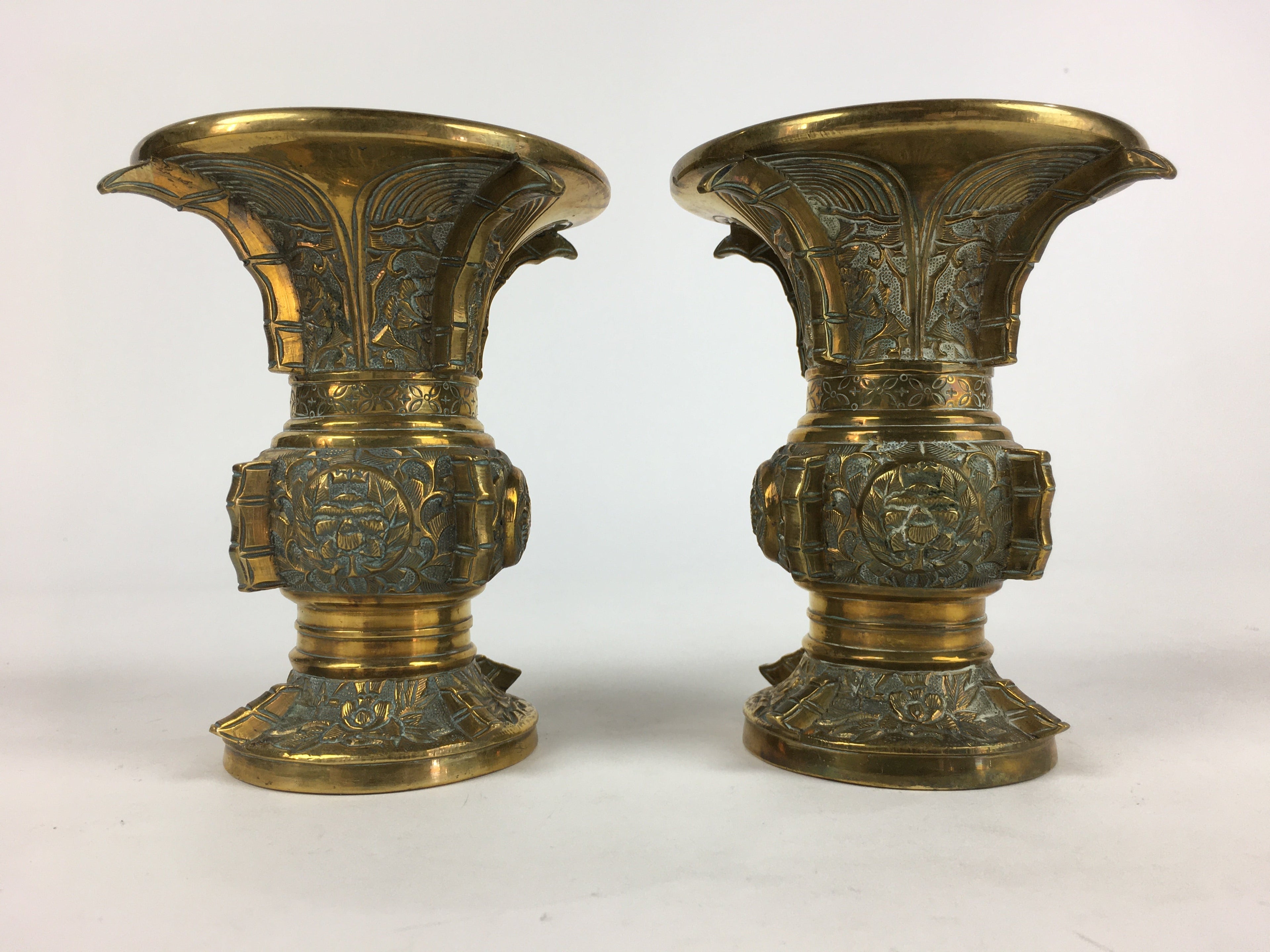 Antique Japanese Buddhist Altar Fitting Flower Vase Stand Pair Brass BU707