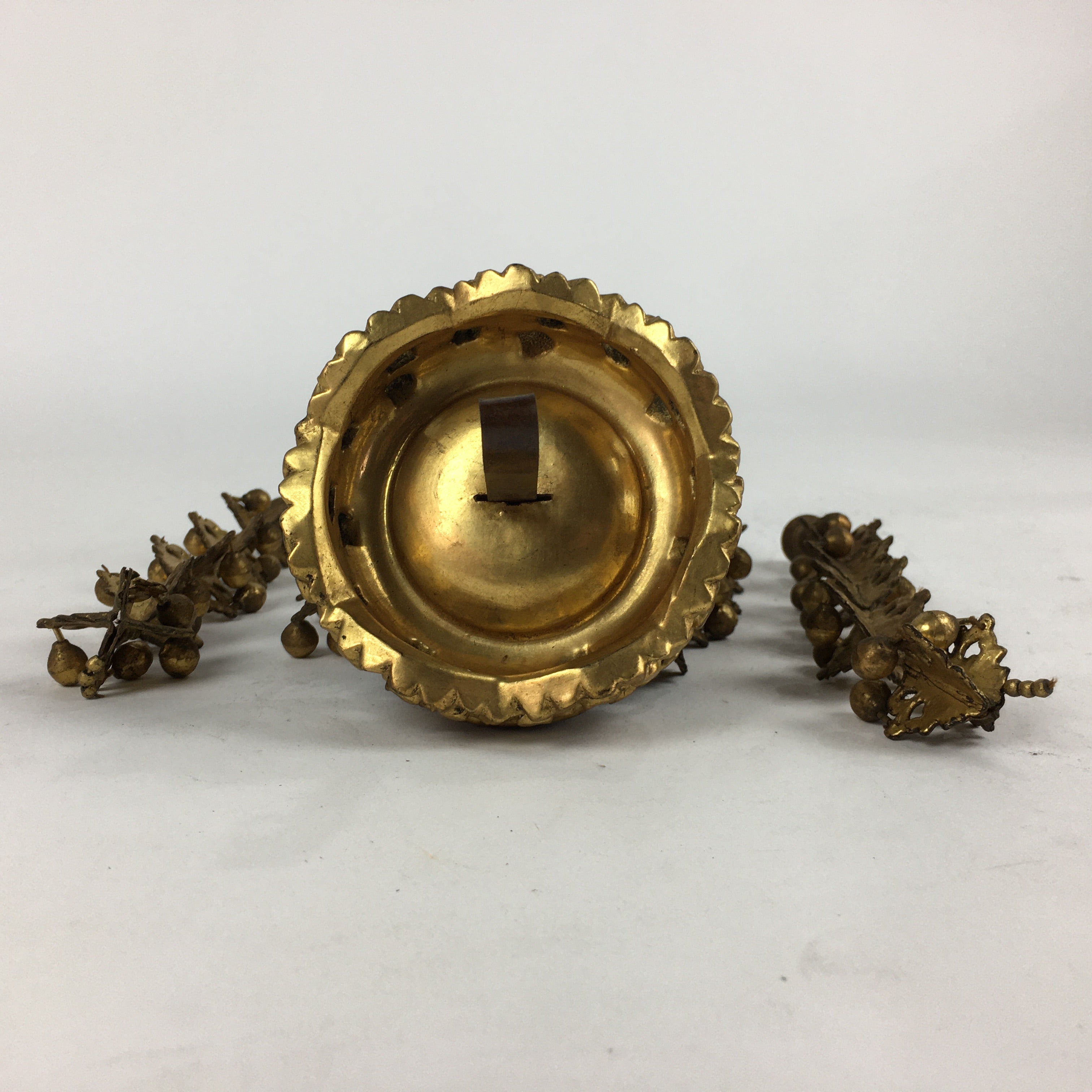 Antique Japanese Buddhist Altar Fitting Hanging Butsugu Rinto Yoraku BU700