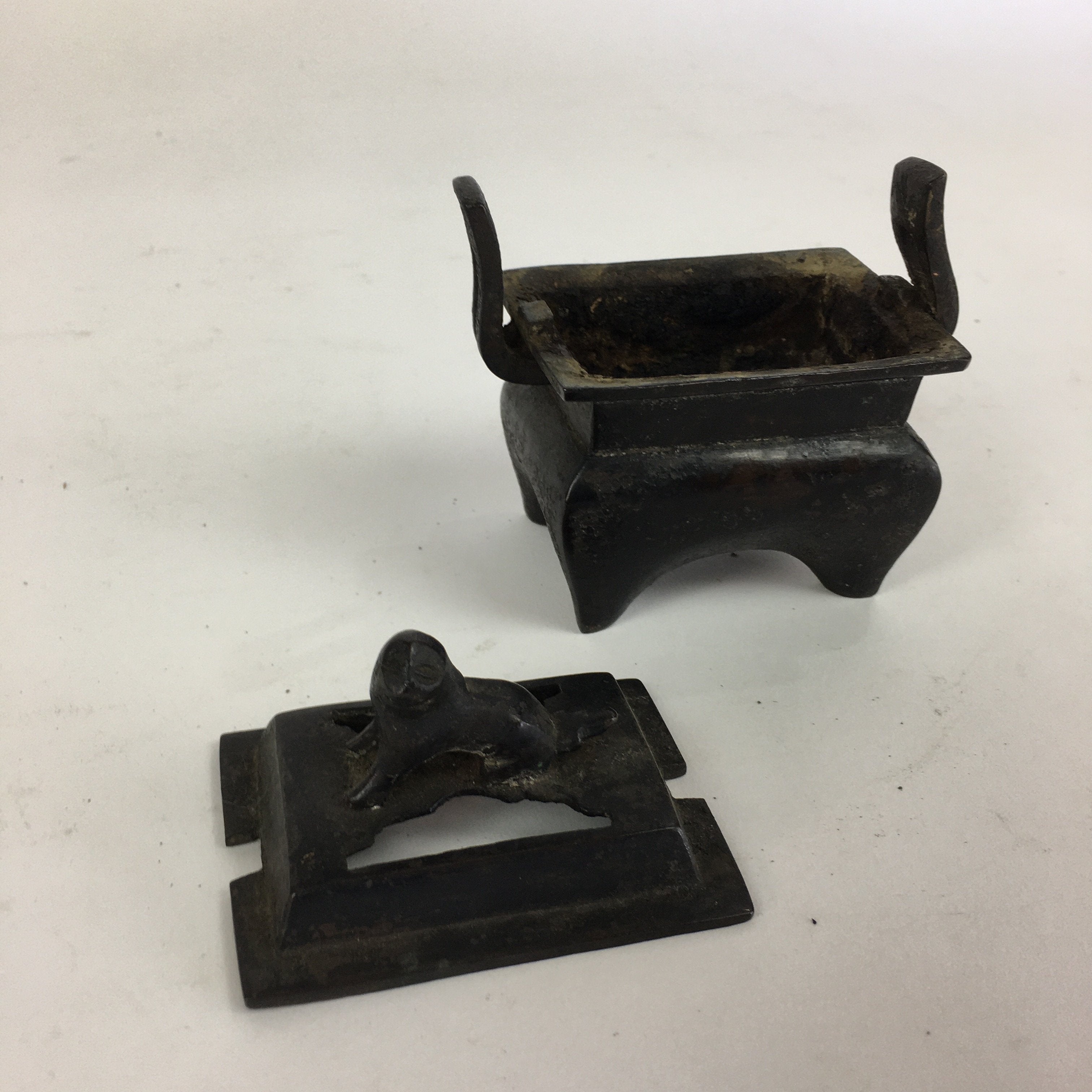 Antique Japanese Buddhist Altar Fitting Incense Burner Shishi Metal Koro BU500