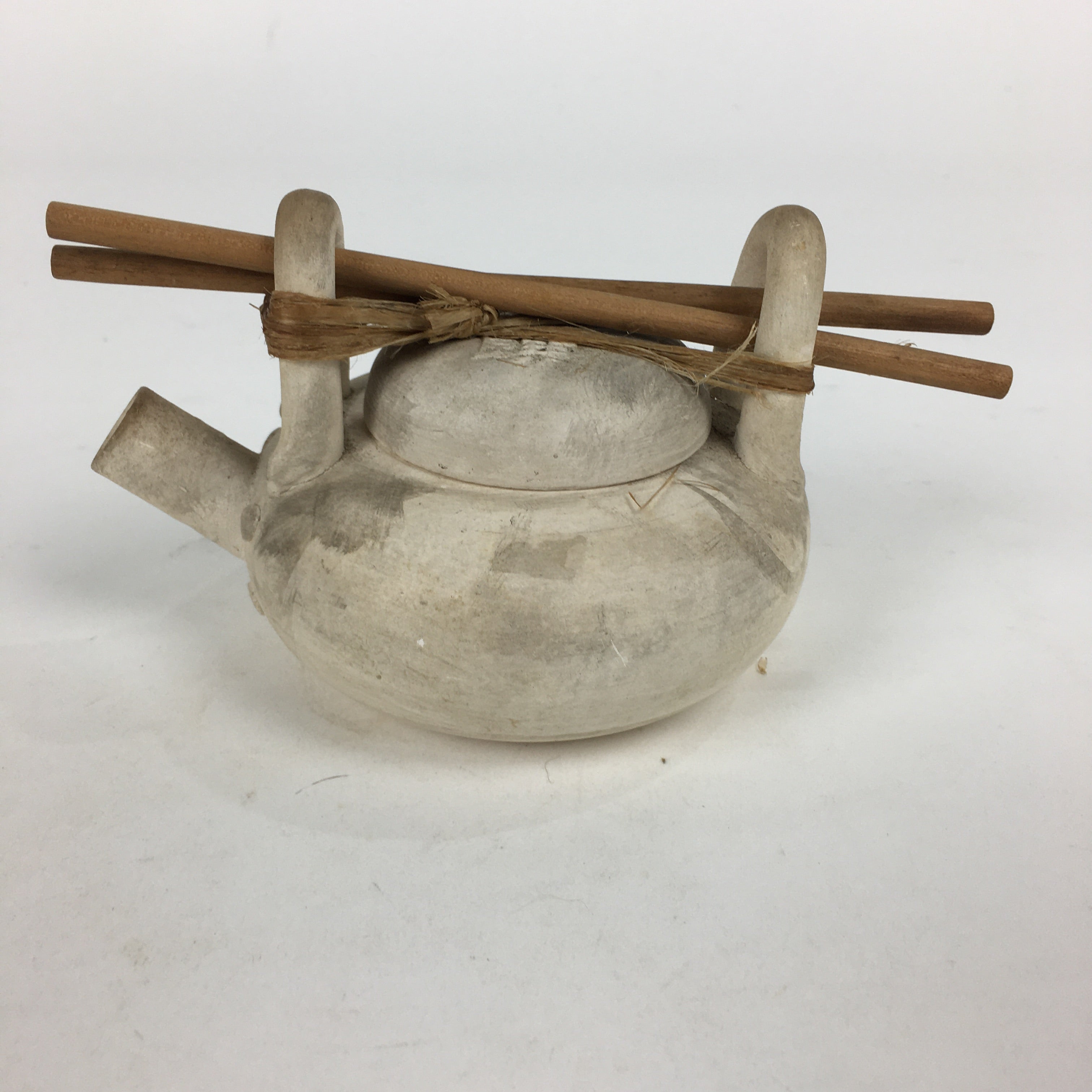 Antique Japanese Buddhist Shinto Sake Bottle Vtg Hakudei Sake pot White BU616