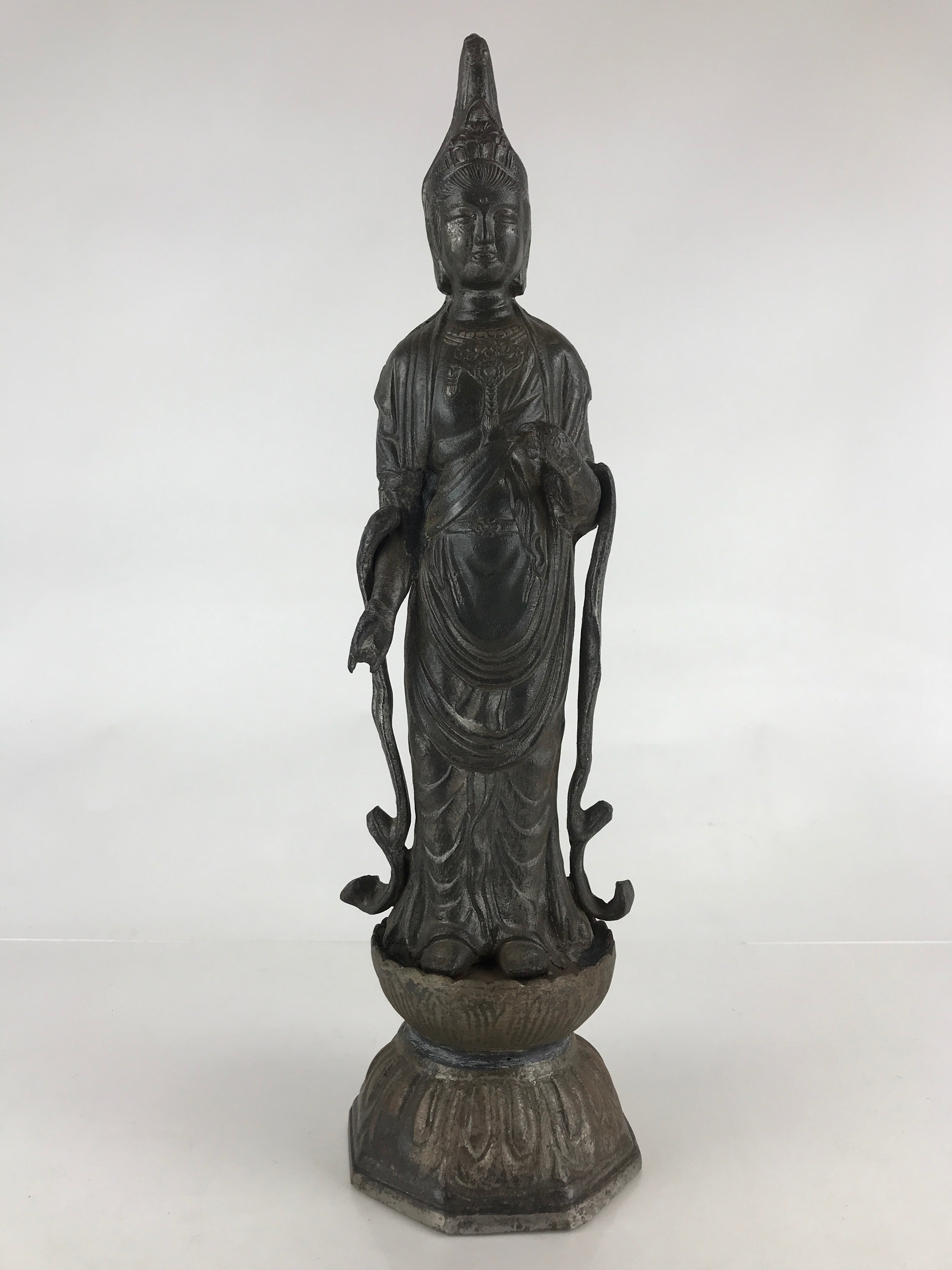 Antique Japanese Iron Buddhist Statue Kannon Bosatsu Metal Heart Of Mercy BD874