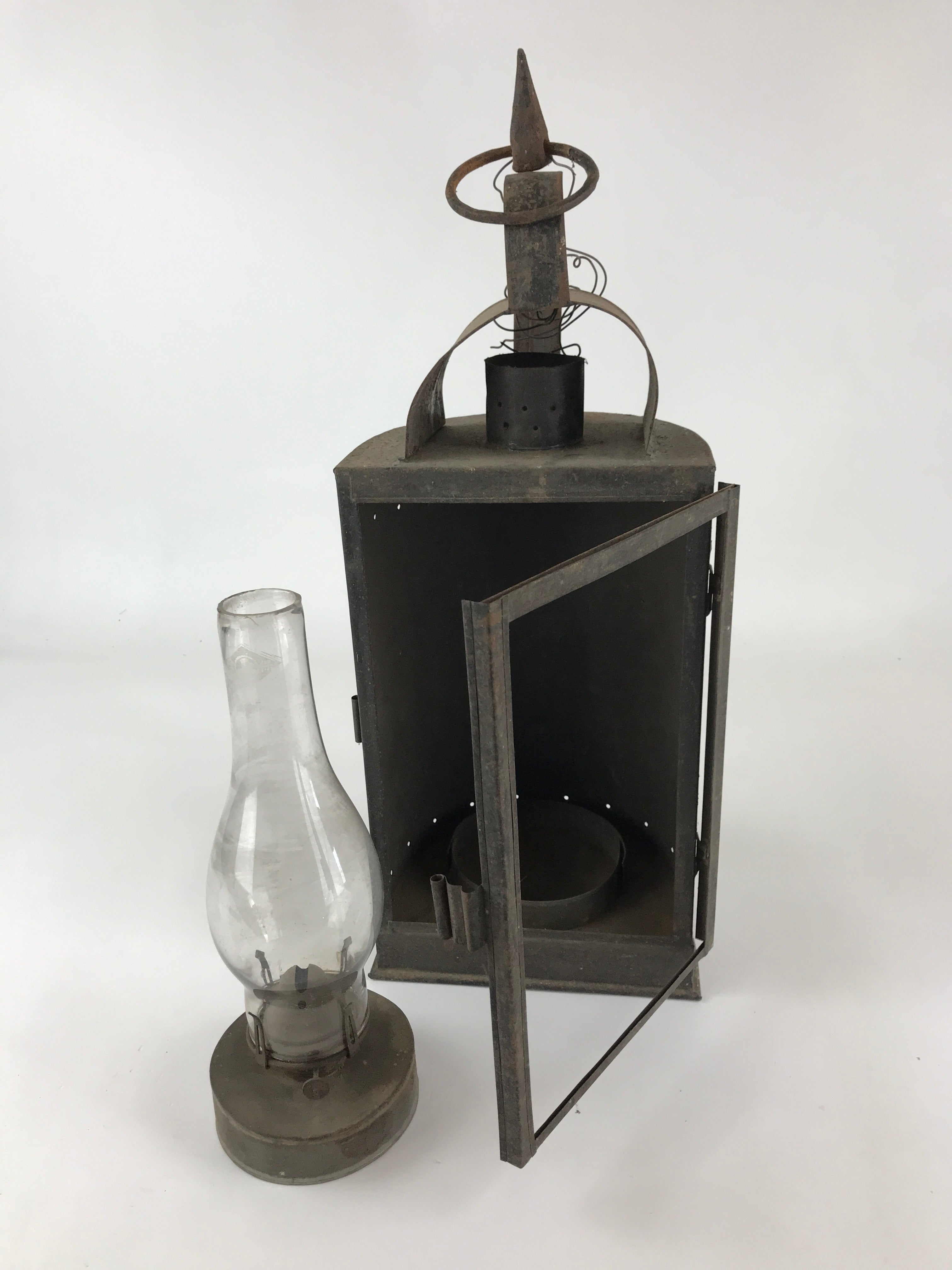 Antique Japanese Oil Lantern Iron Frame Glass Lamp Door Lighting Equipment LT61