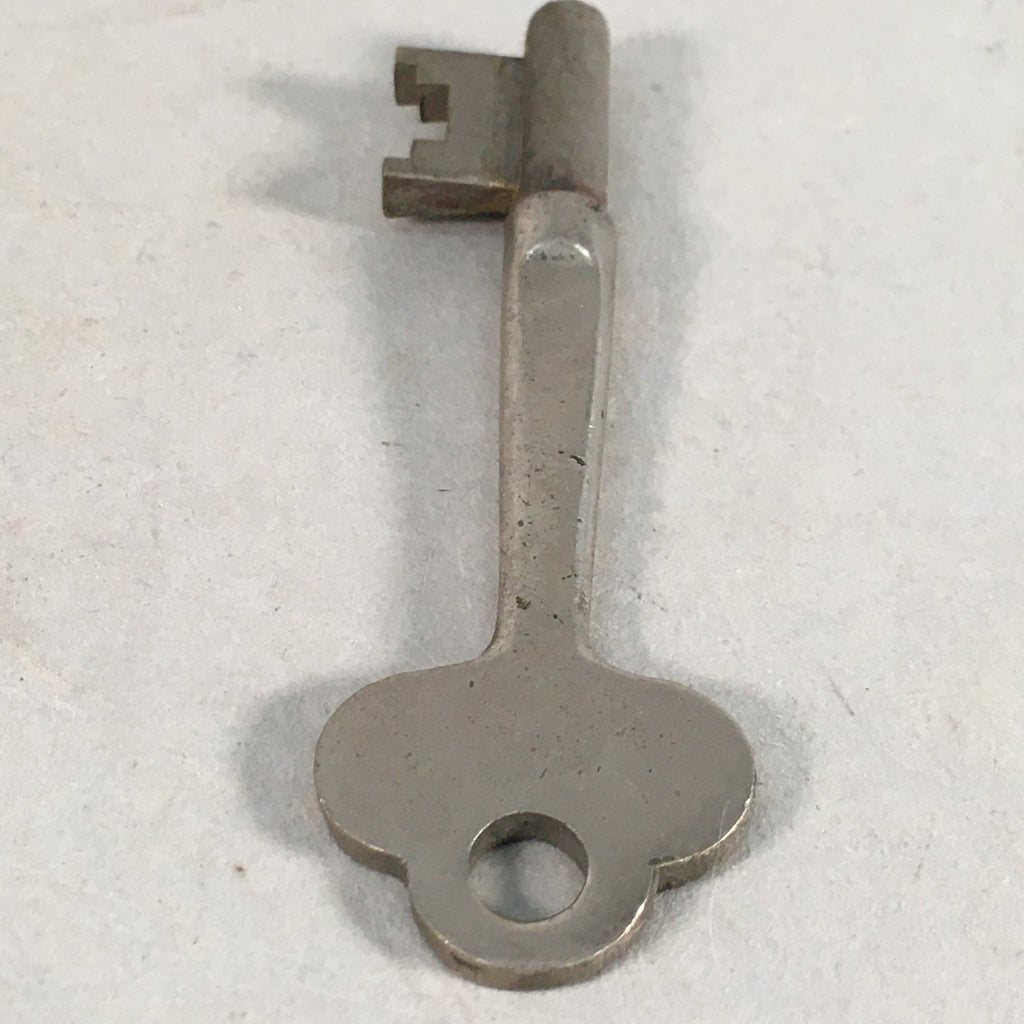 Antique Japanese Skeleton Key Vtg C1930 Silver 3 leaves Engraved SW JK21