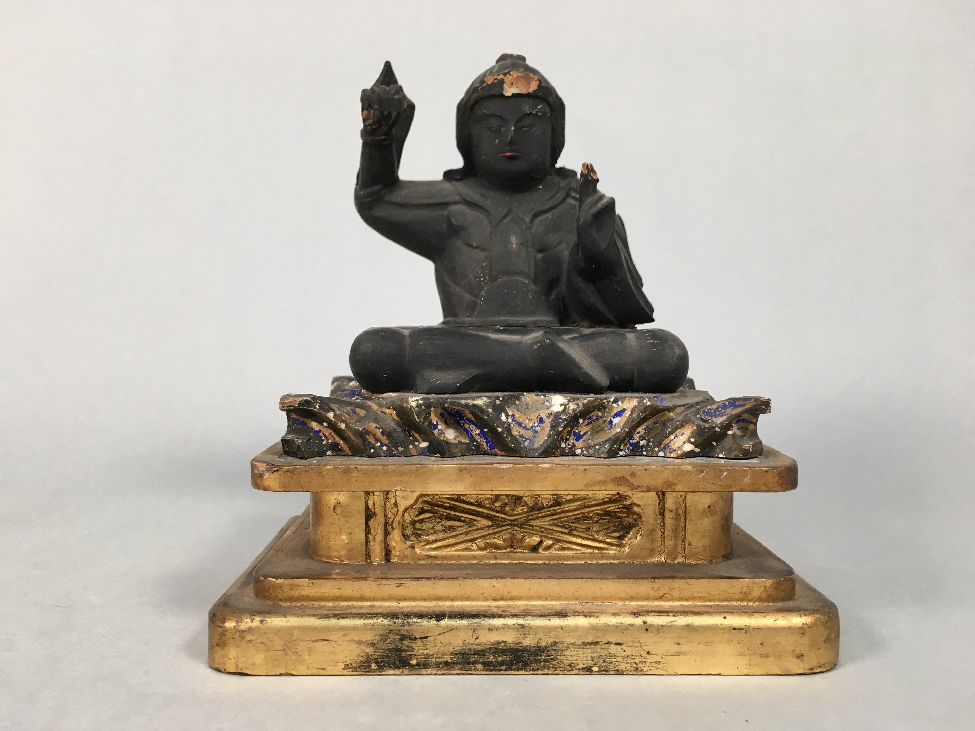 Antique Japanese Wooden Buddhist Statue Sitting Gold Black Buddha BD614