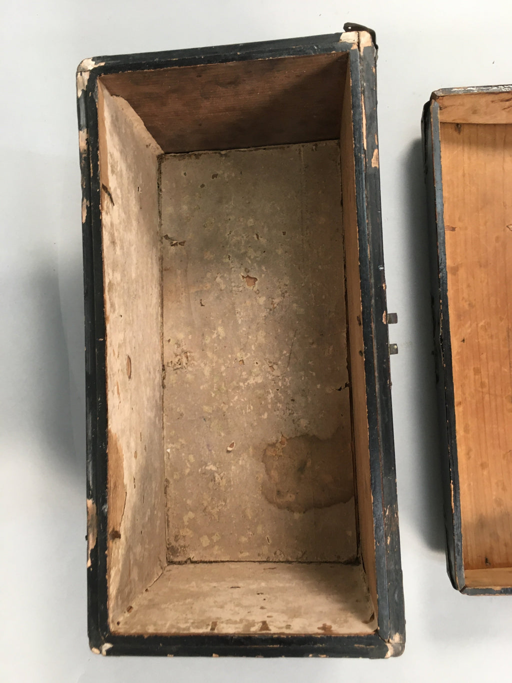 Antique Japanese Wooden Jewelry Box 1850 Edo Era Black Lacquerware T240