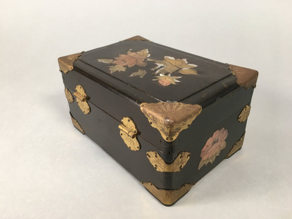 Antique Japanese Wooden Jewelry Box 1900 Shell Inlay Lock Key Embroidery T233