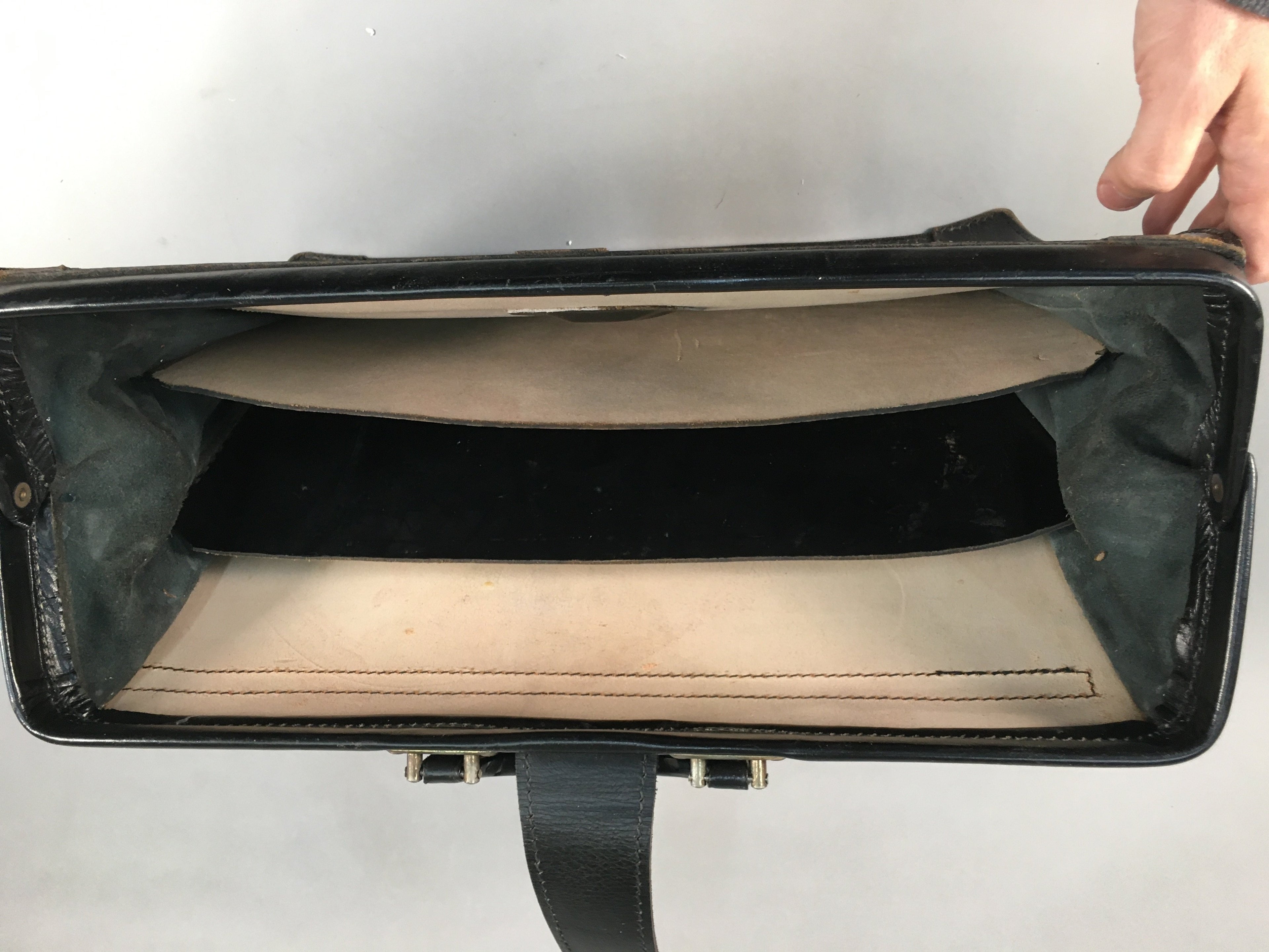 British Business Bag Vtg HH Brand Black Briefcase Leather C1970 KB18