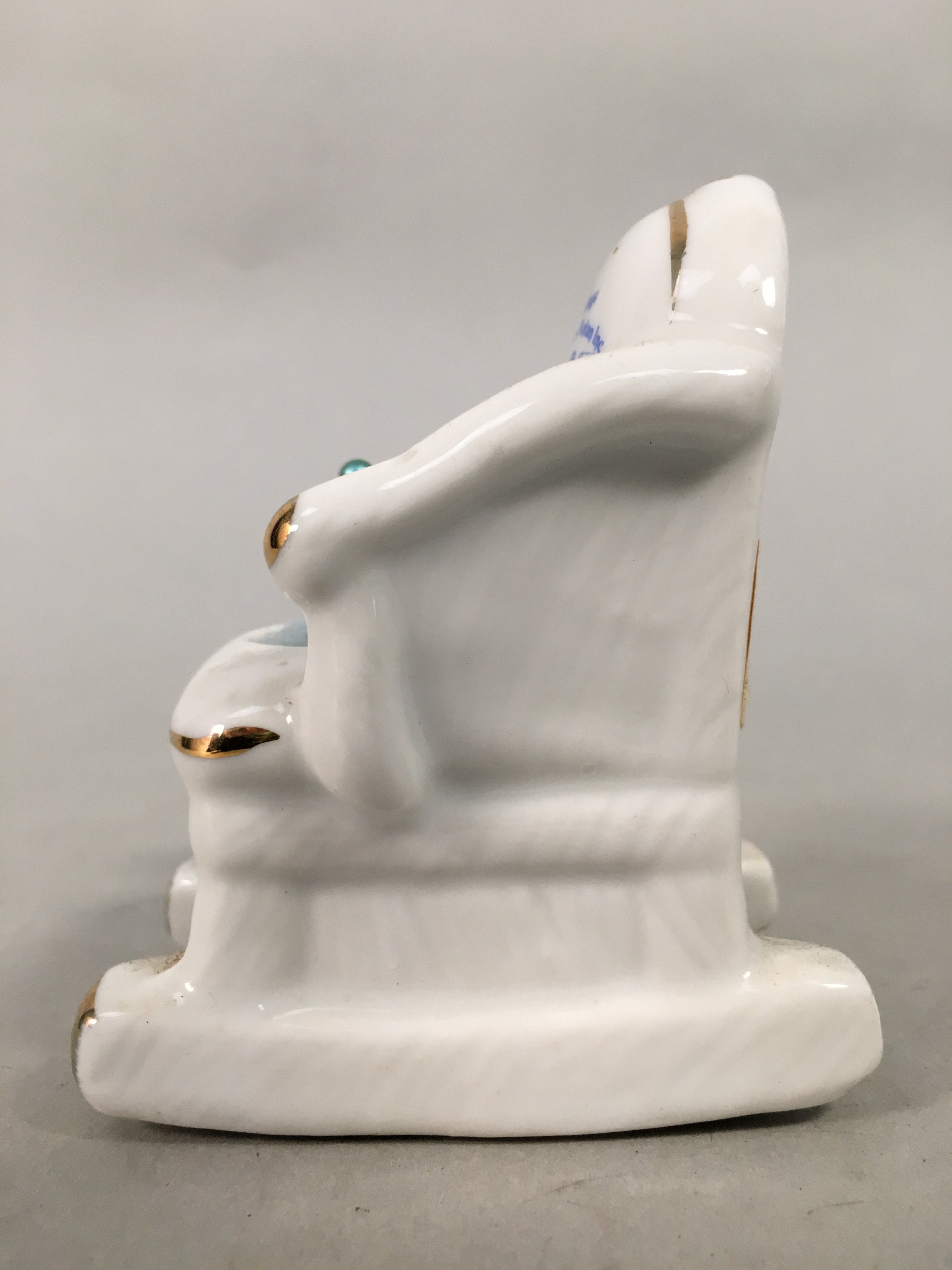 Canadian Pin Cushion Vtg Porcelain Armchair Village Quebecois d'Antan KF441
