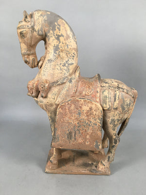 https://chidorivintage.com/cdn/shop/products/Chinese-Horse-Ceramic-Statue-Vtg-Pottery-Terracotta-Sculpture-replica-BD620-2_e3542e68-3af3-4727-bcea-6bd3baff46ed_300x.jpg?v=1629498780