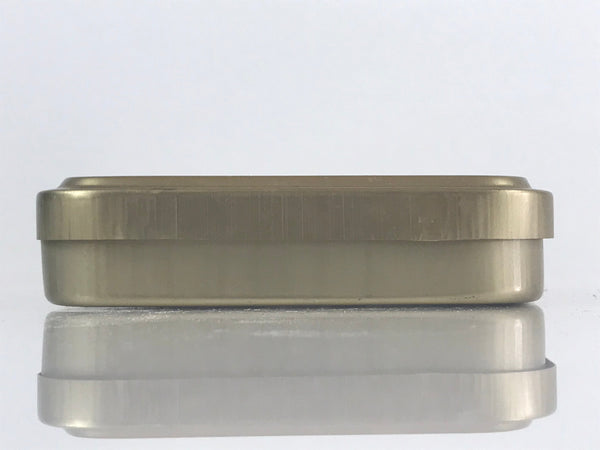 https://chidorivintage.com/cdn/shop/products/Japanese-Aluminum-Bento-Box-Vtg-Lunch-Box-Lidded-Container-Gold-JK393-4_grande.jpg?v=1664394014