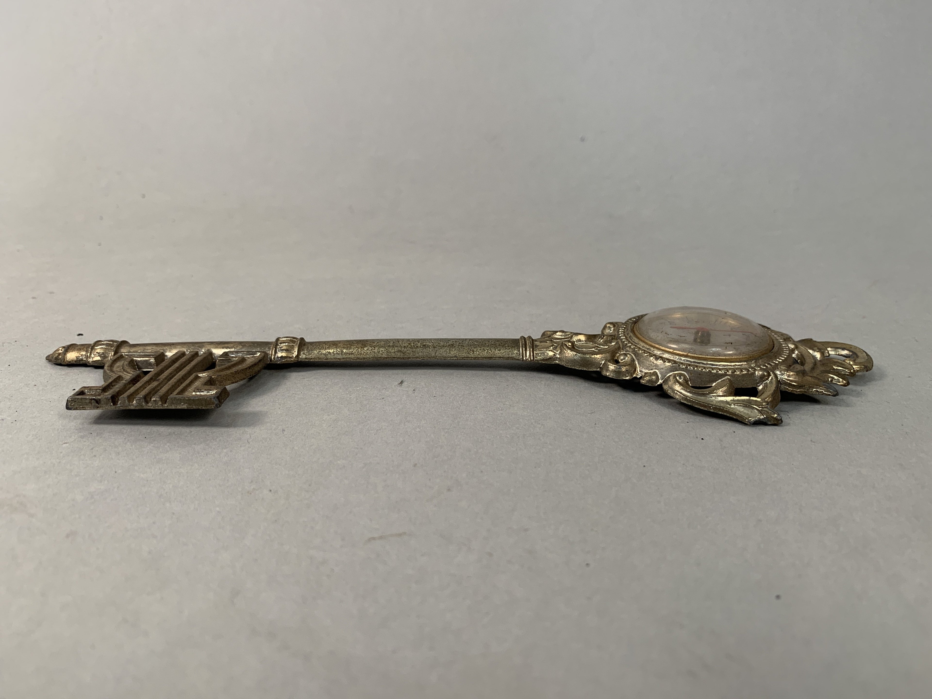 Japanese Analog Thermometer Vtg Metal Key Gold Red Needle J980