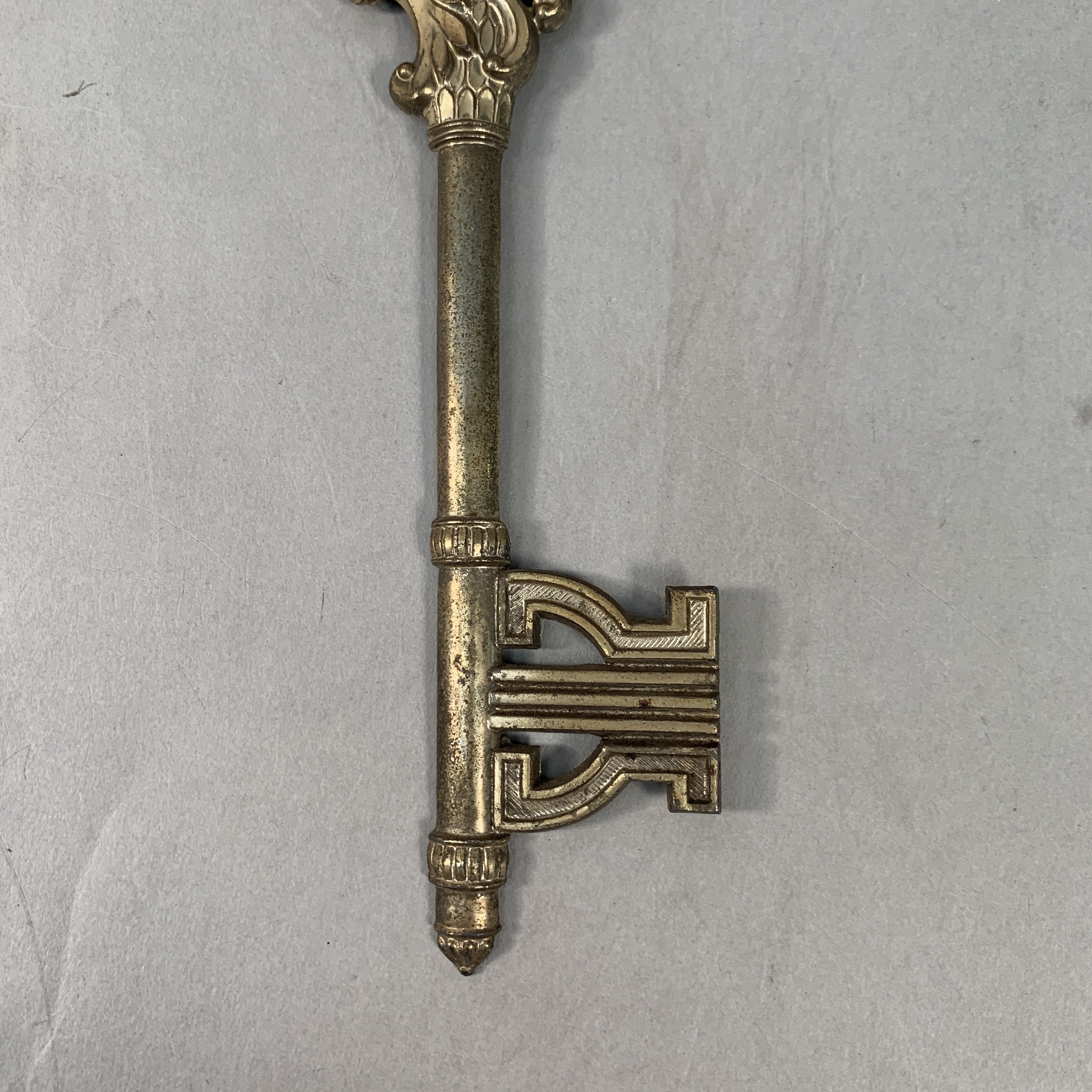 Japanese Analog Thermometer Vtg Metal Key Gold Red Needle J980