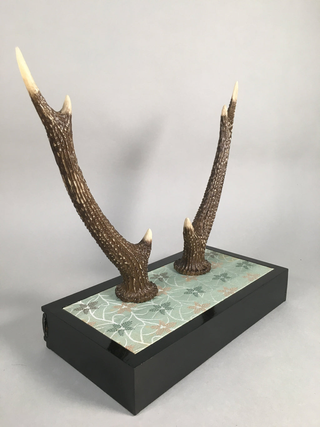 Japanese Antler Display Vtg Deer Sword Stand Katana Holder Wood Replica JK116