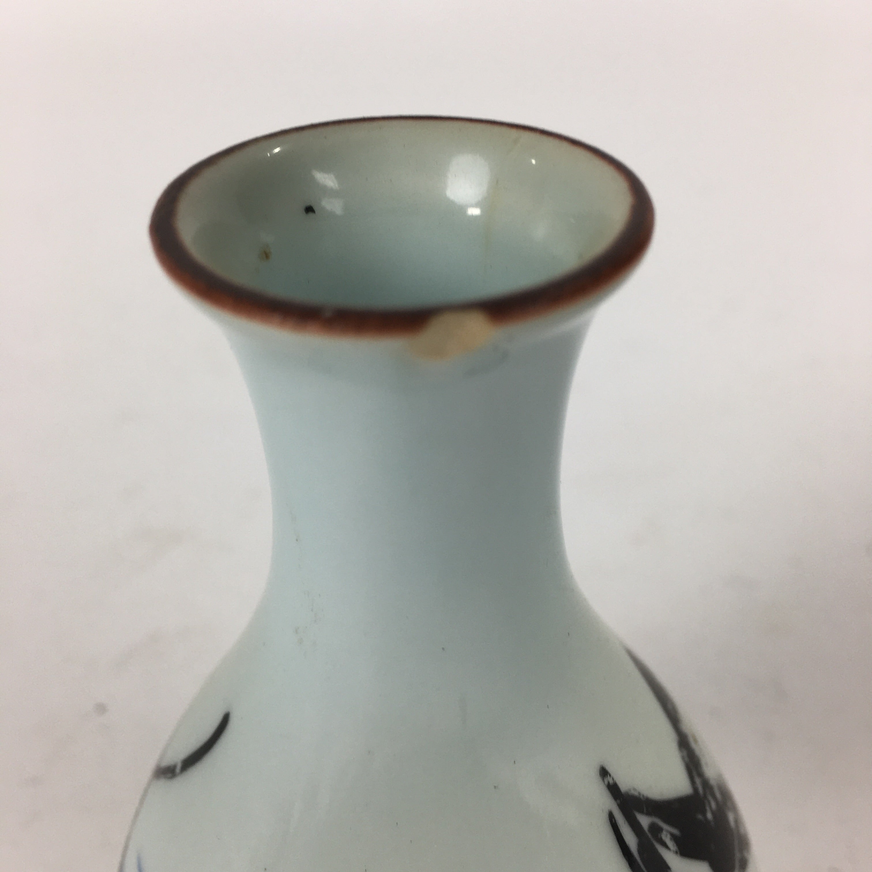 Japanese Arita Ware Porcelain Sake Bottle Vtg Blue Flower White Tokkuri TS339