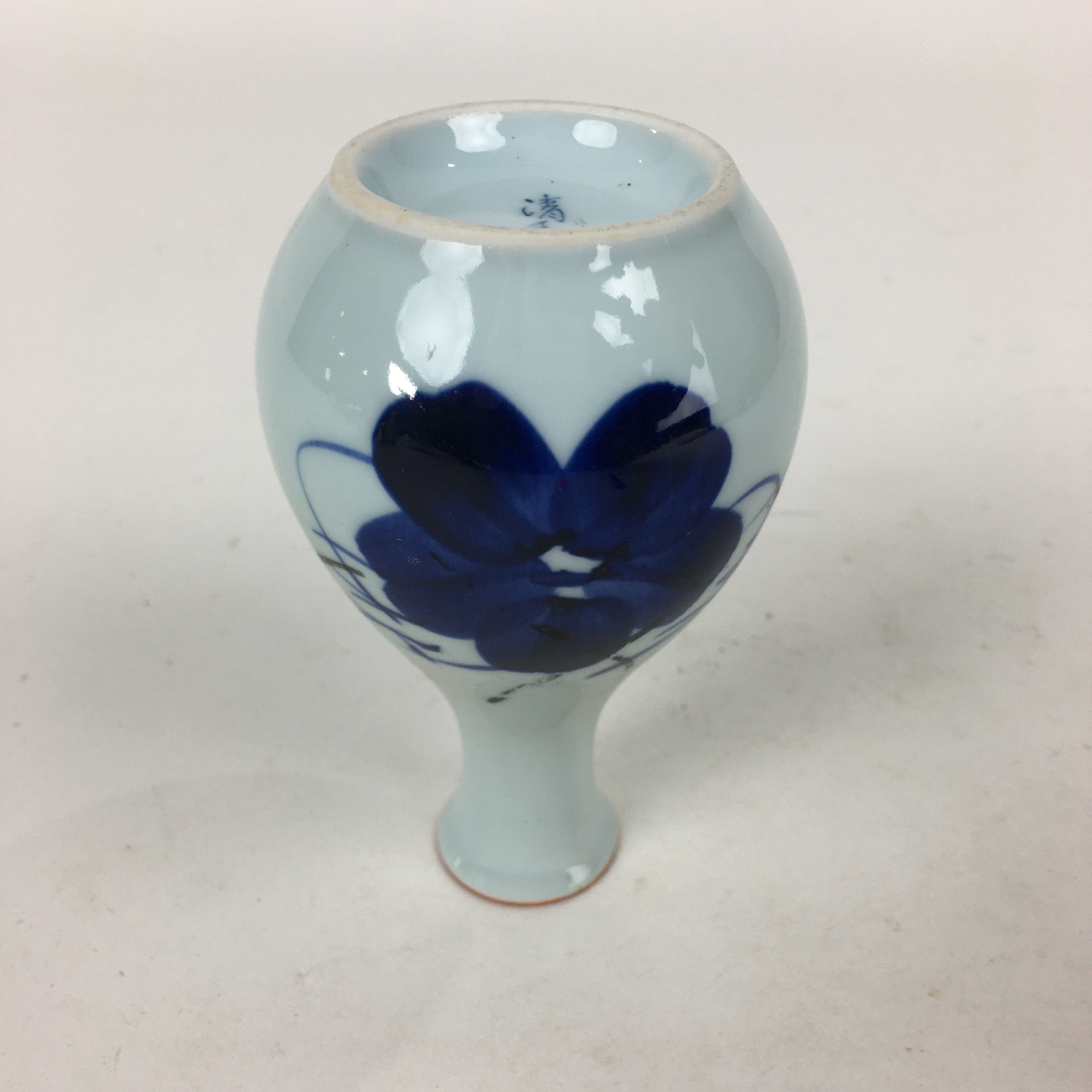 Japanese Arita Ware Porcelain Sake Bottle Vtg Blue Flower White Tokkuri TS339