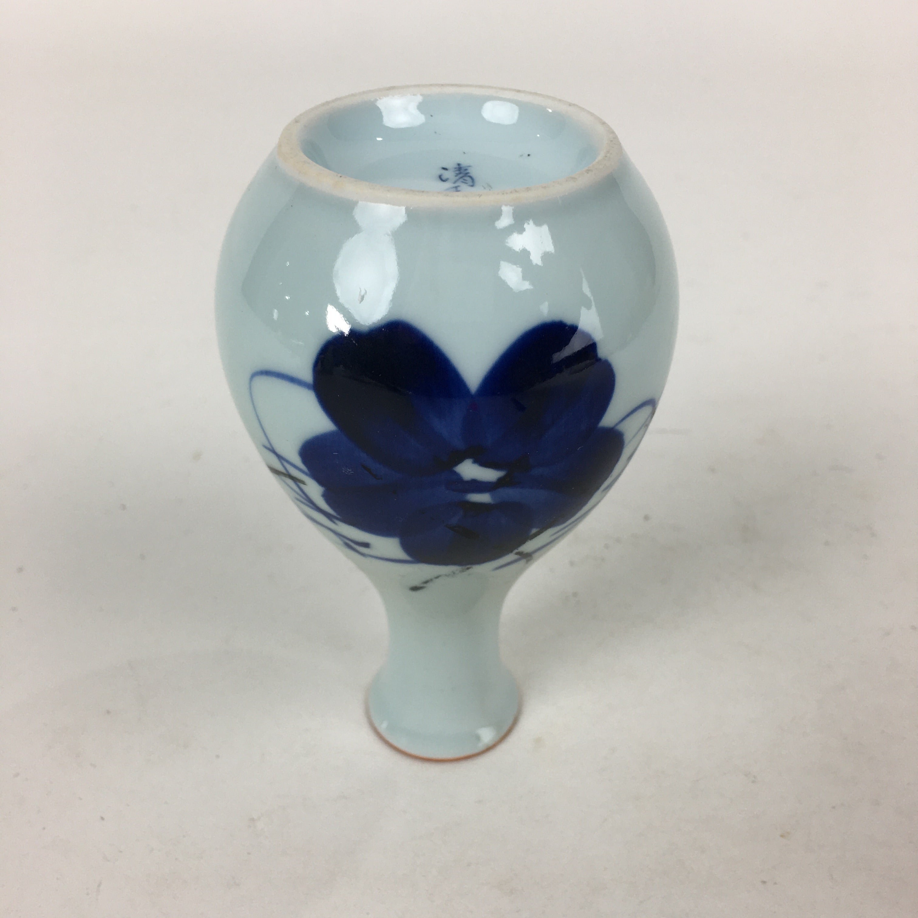 Japanese Arita Ware Porcelain Sake Bottle Vtg Blue Flower White Tokkuri TS339