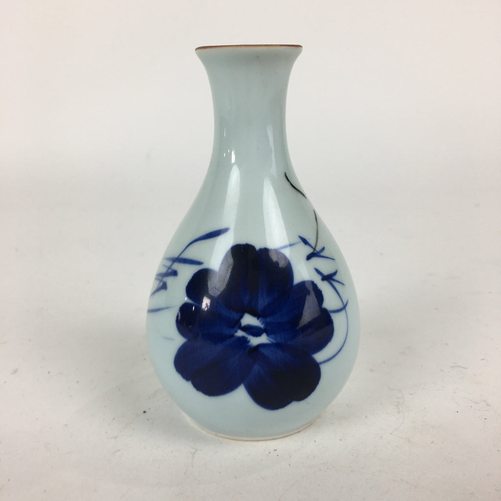 Japanese Arita Ware Porcelain Sake Bottle Vtg Blue Flower White Tokkuri TS340
