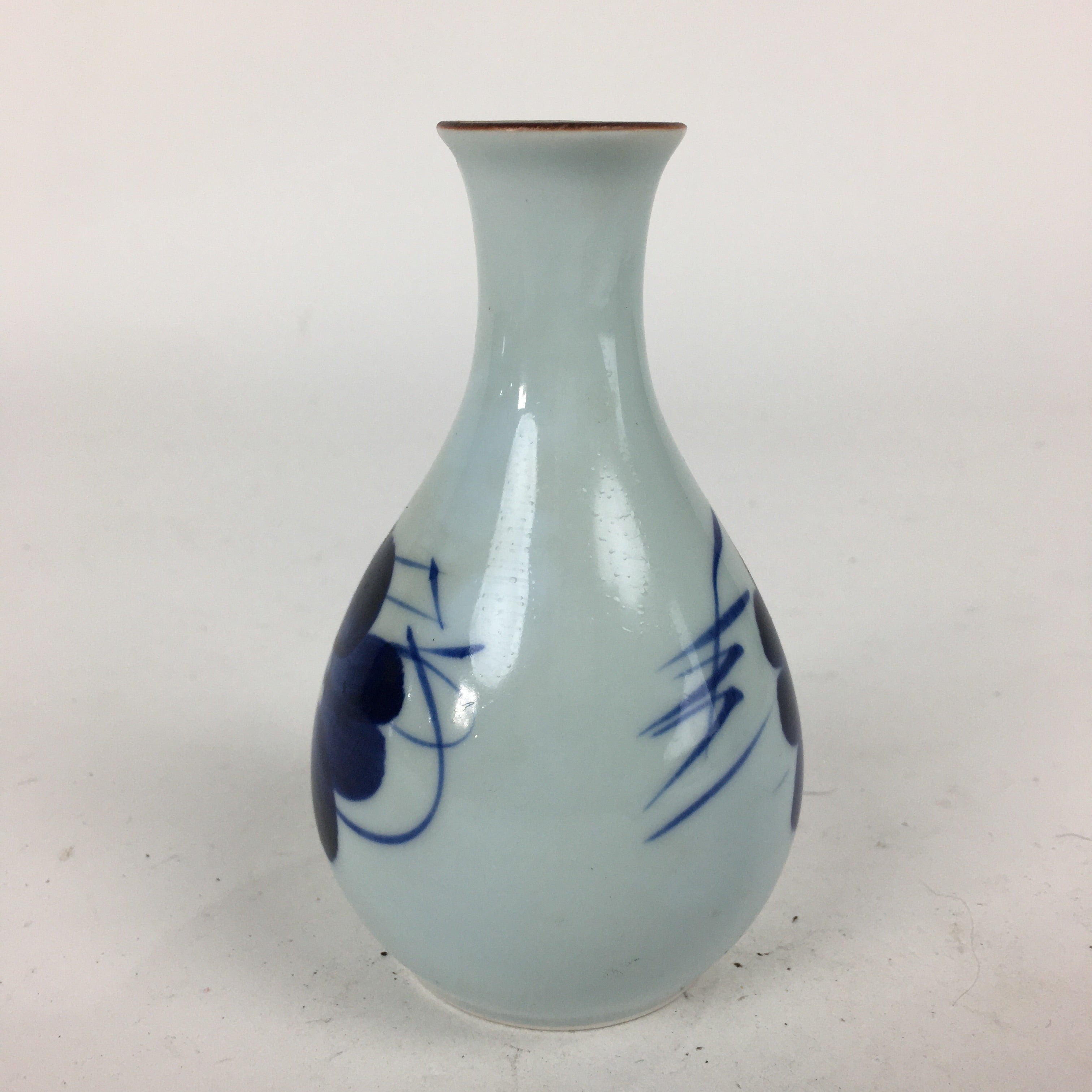 Japanese Arita Ware Porcelain Sake Bottle Vtg Blue Flower White Tokkuri TS340