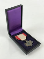 Japanese Army Medal 8th Class White Paulownia Badge Vtg WW2 Reward Box JK449