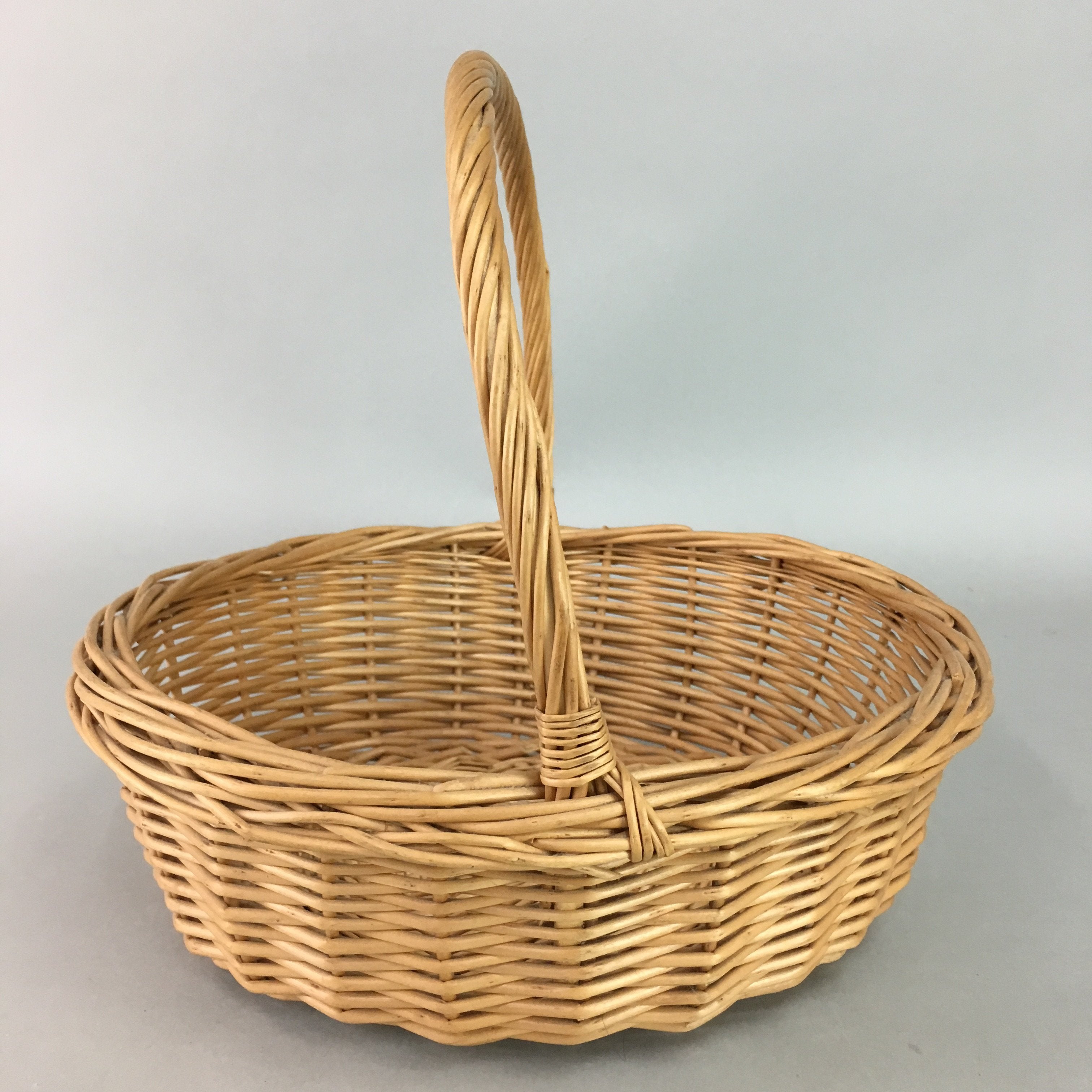 Japanese Bamboo Basket Vase Vtg Ikebana Flower Arrangement Kado Kago B104