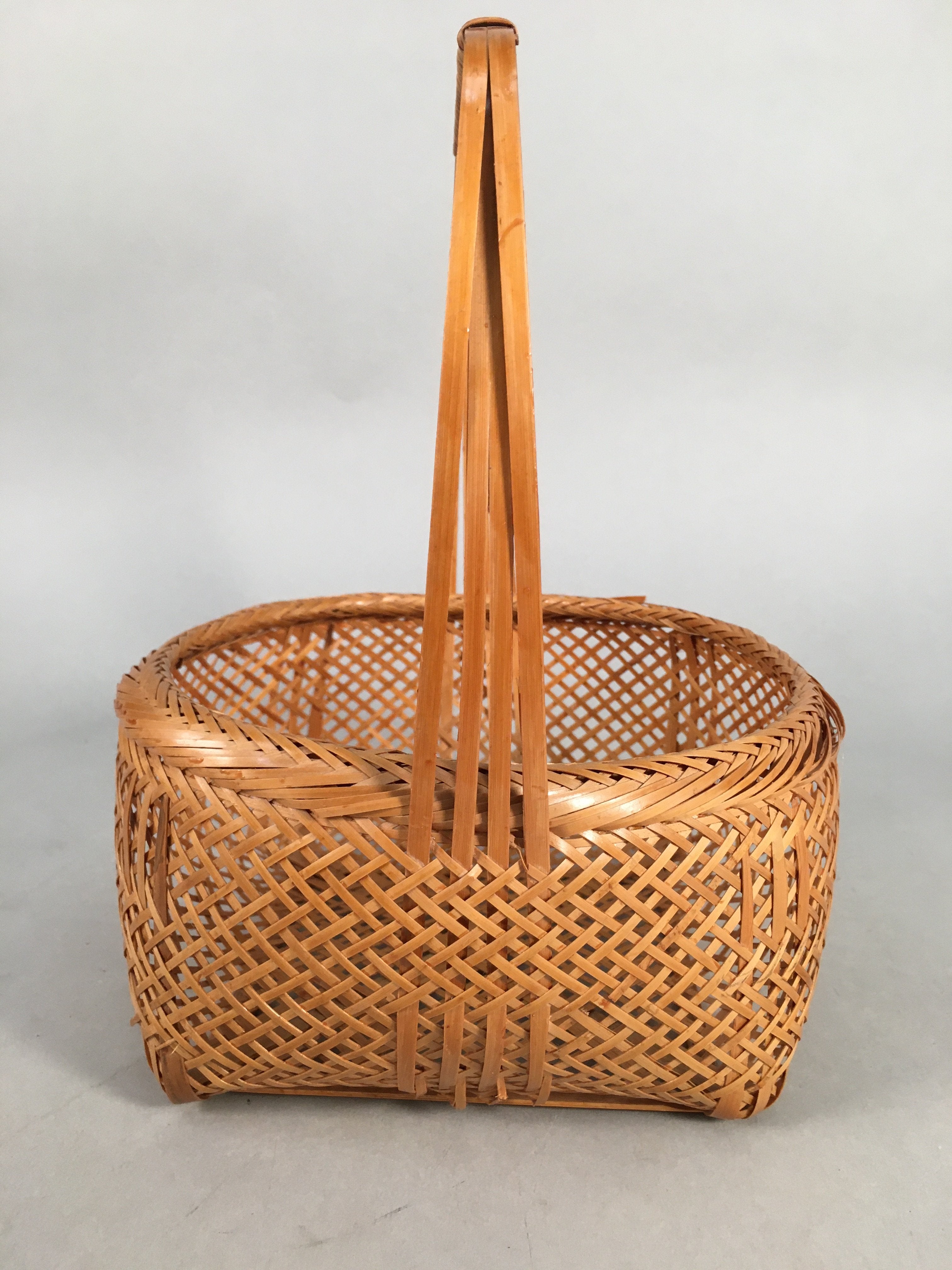 Japanese Bamboo Basket Vtg Flower Vase Ikebana Arrangement Kado B134
