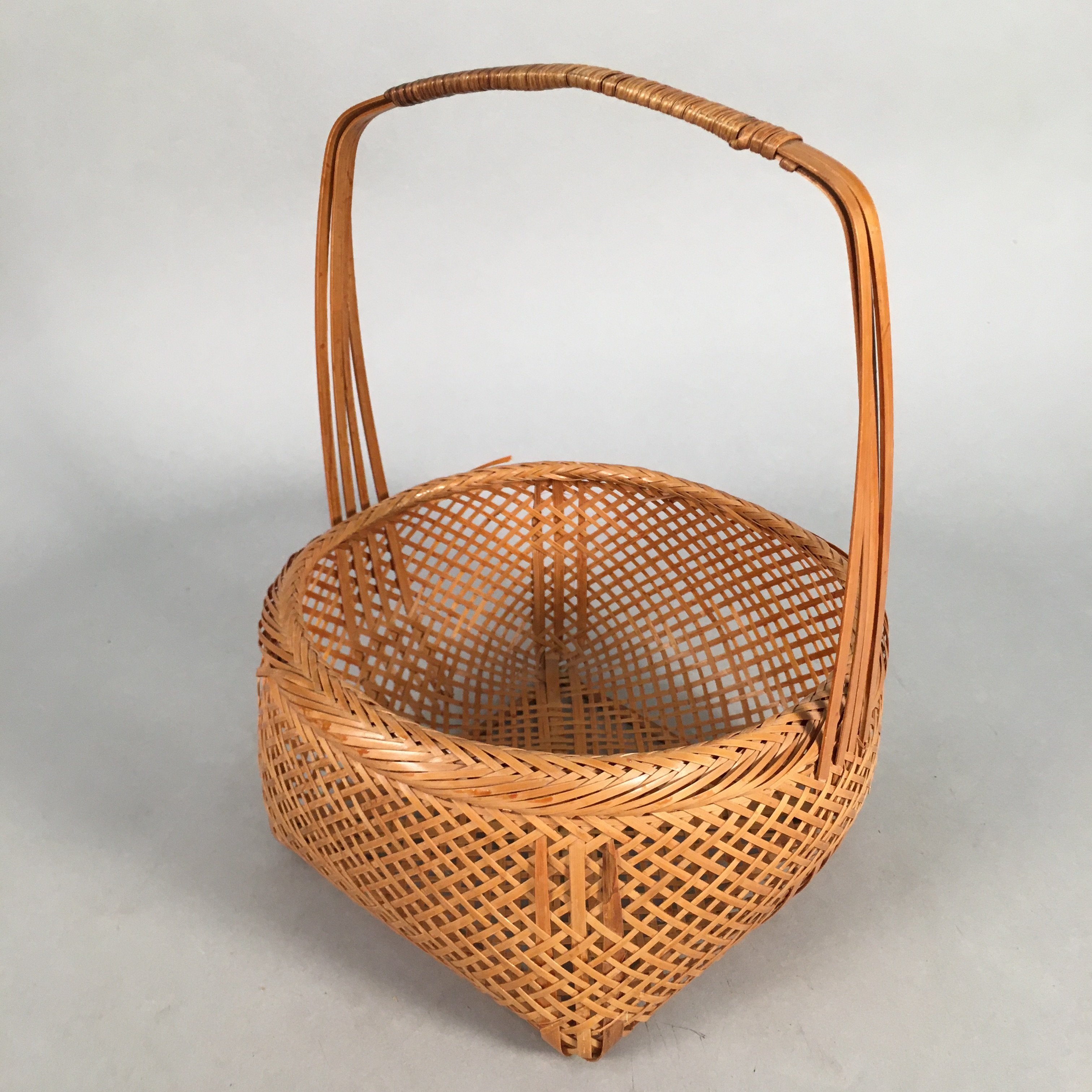 Japanese Bamboo Basket Vtg Flower Vase Ikebana Arrangement Kado B134