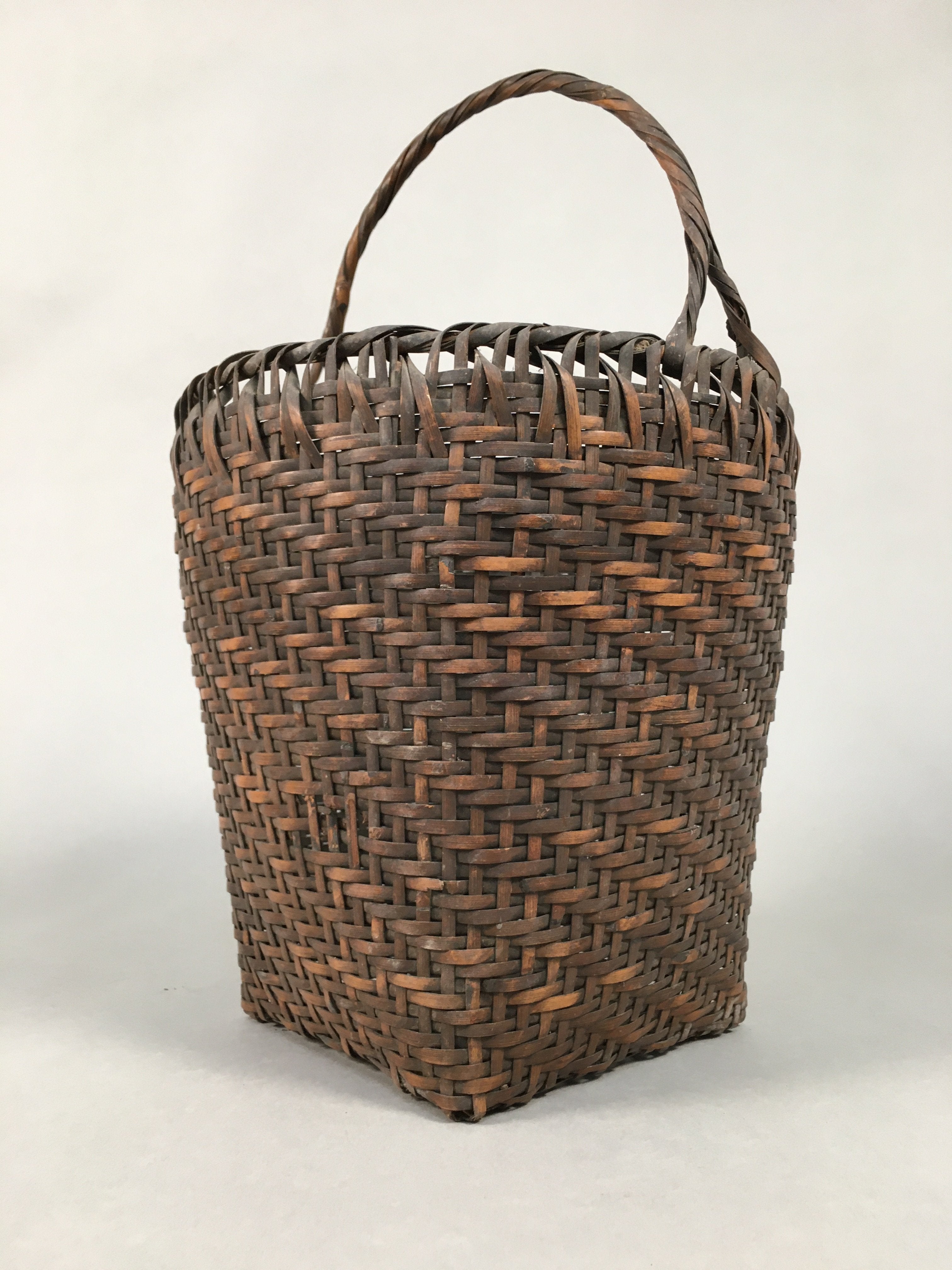 Japanese Bamboo Basket Vtg Flower Vase Ikebana Arrangement Kado B142