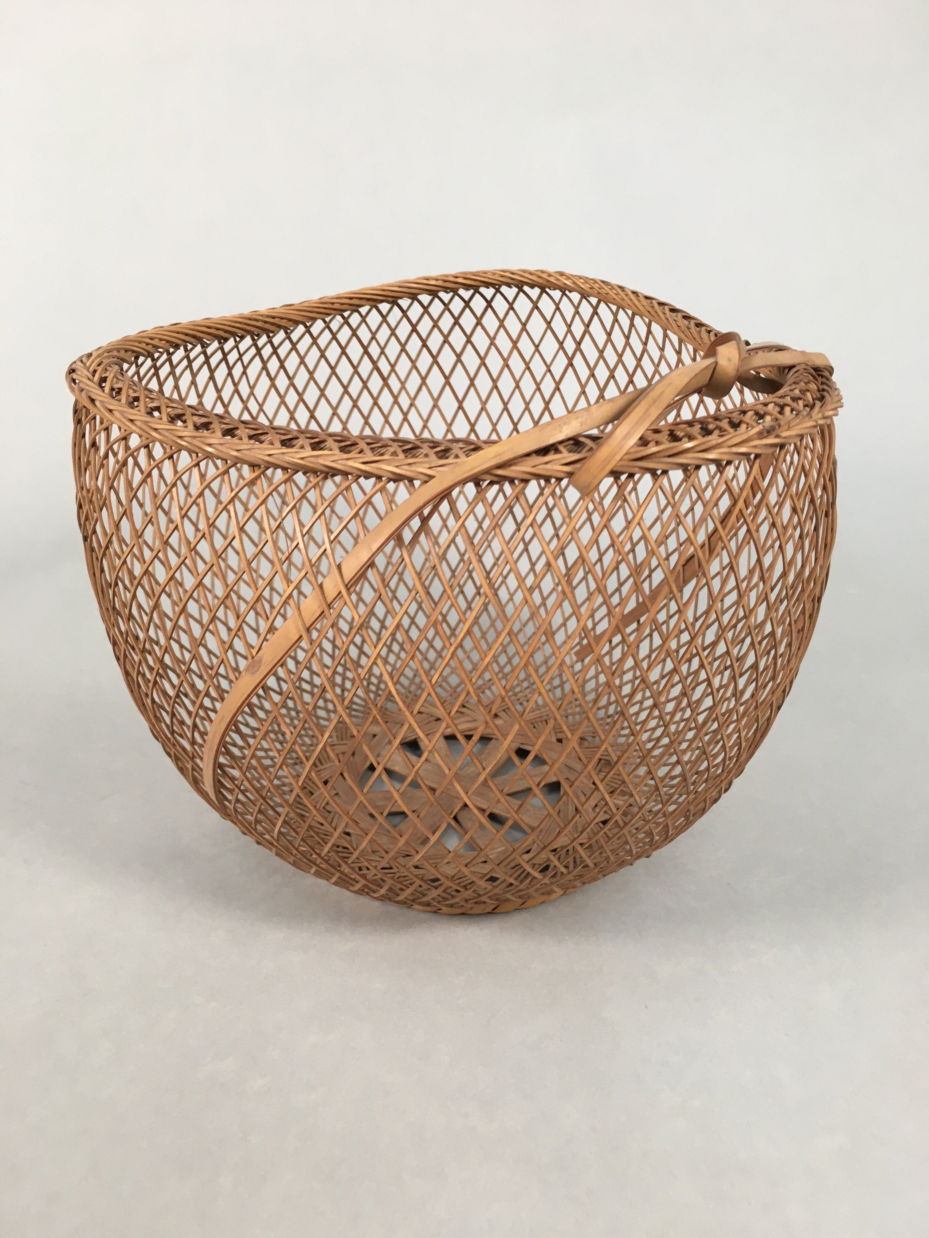 Japanese Bamboo Basket Vtg Flower Vase Ikebana Arrangement Kado B143