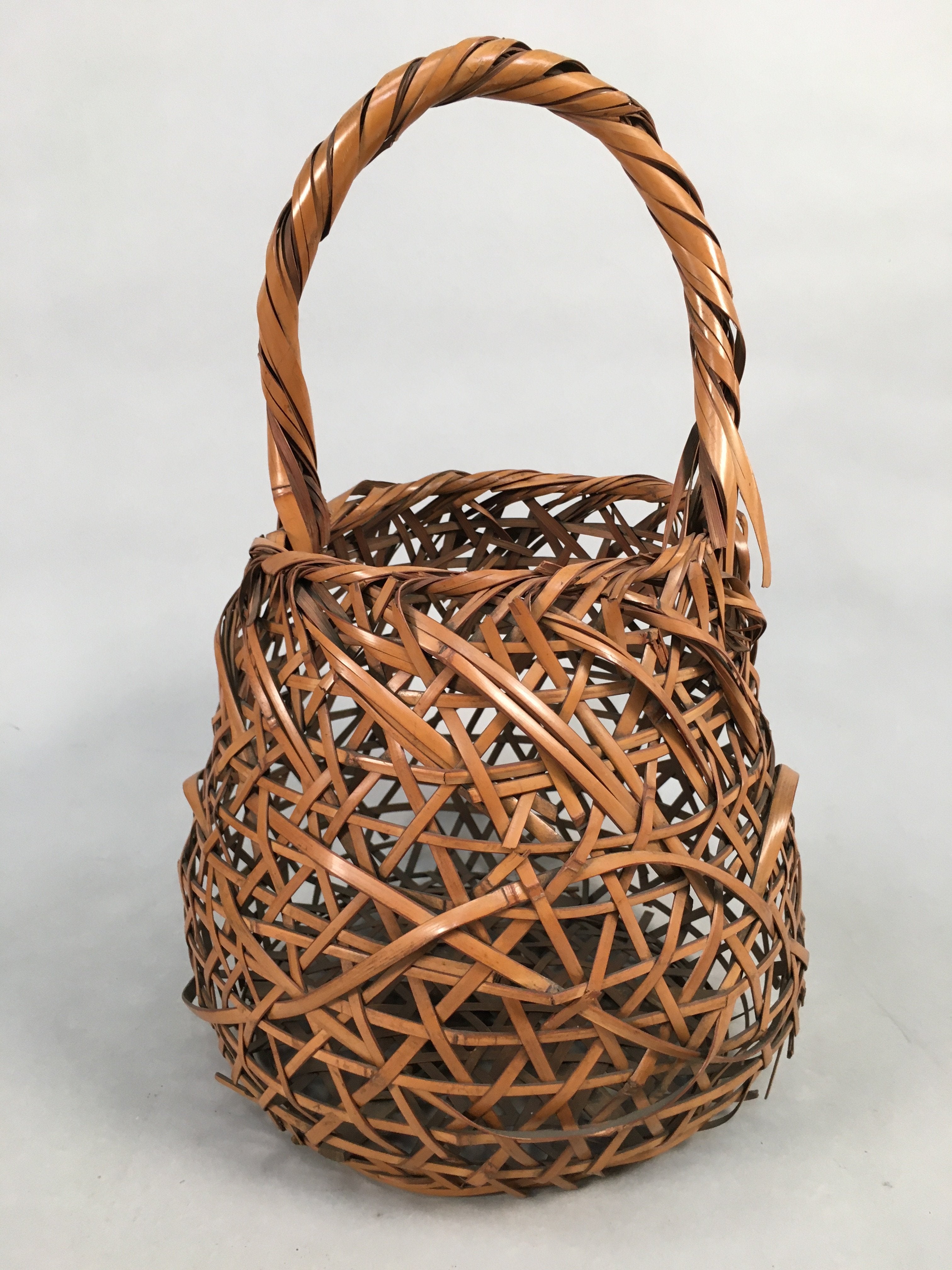 Japanese Bamboo Basket Vtg Ikebana Flower Arrangement Kado Kago B155