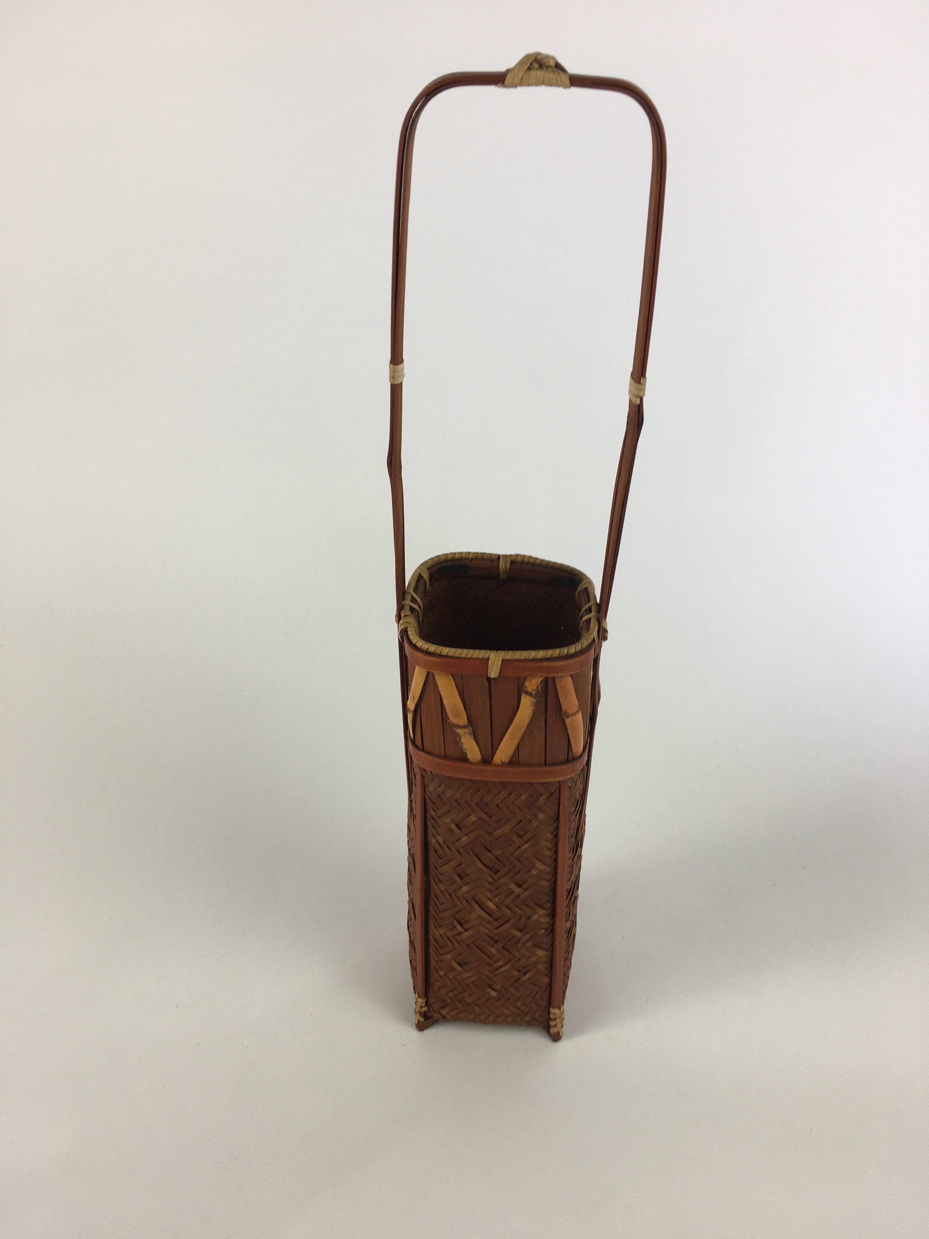 Japanese Bamboo Basket Vtg Ikebana Flower Arrangement Kado Kago B156