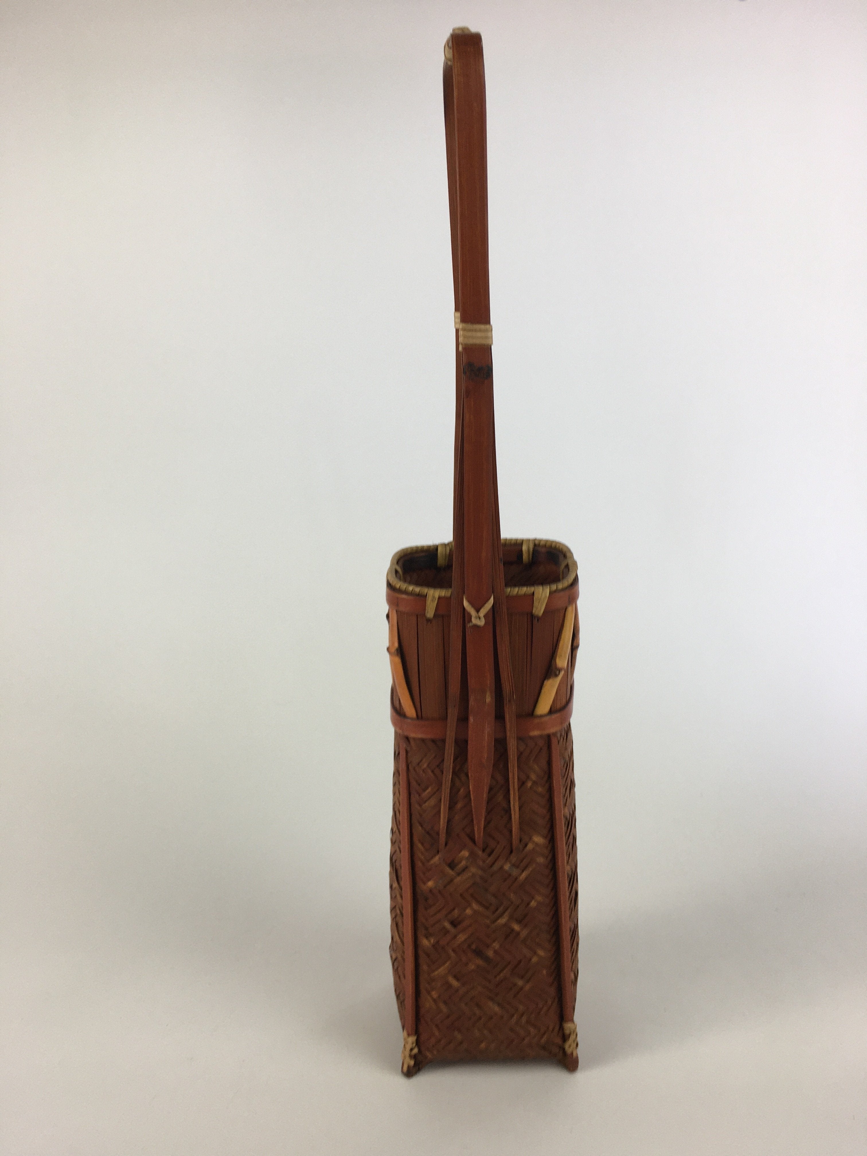 Japanese Bamboo Basket Vtg Ikebana Flower Arrangement Kado Kago B156