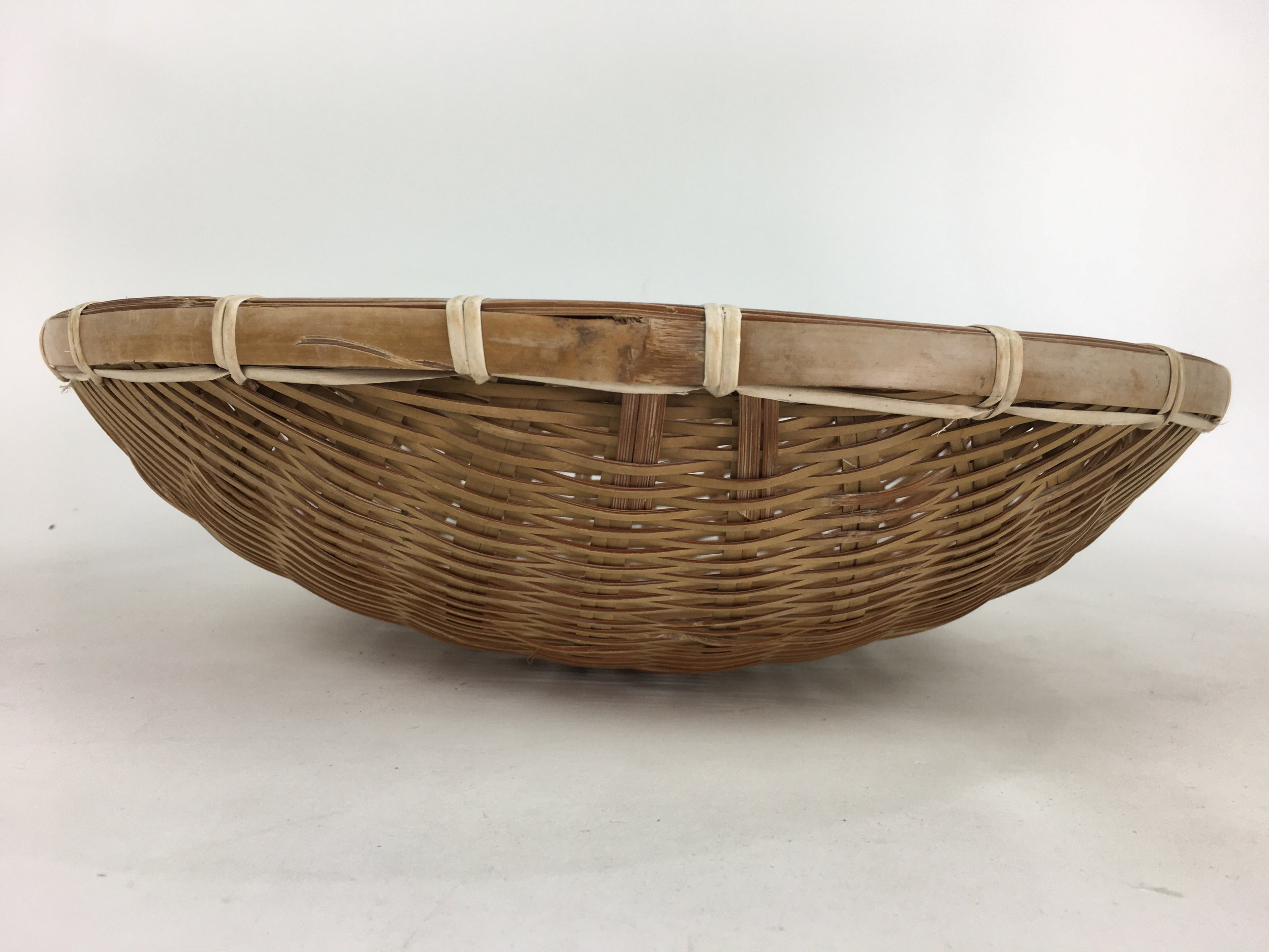 Japanese Bamboo Drying Basket Vtg Natural Kago Zaru 35.5 cm Wide B184