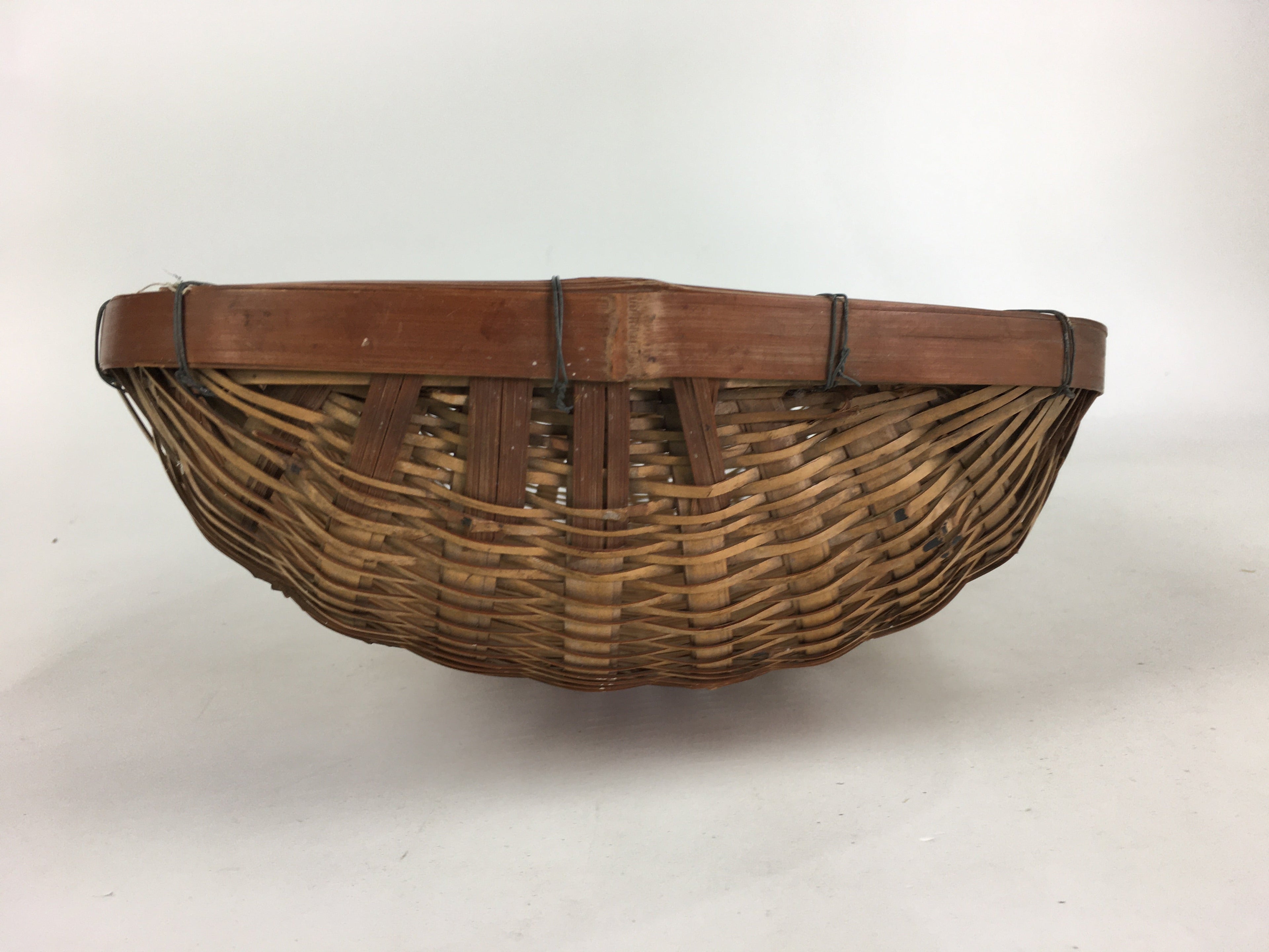 Japanese Bamboo Drying Basket Vtg Natural Kago Zaru 38.5 cm Wide B183
