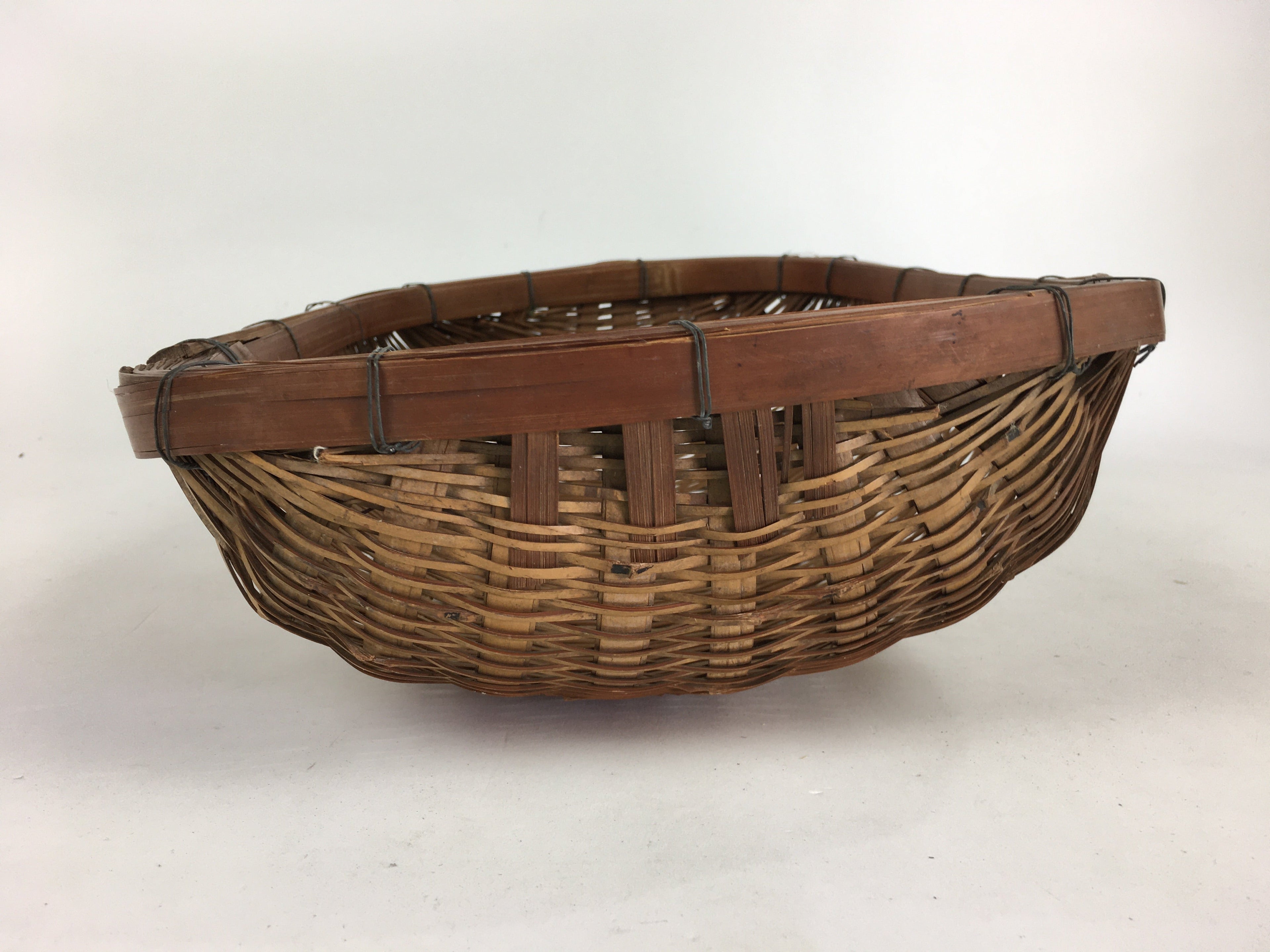 Japanese Bamboo Drying Basket Vtg Natural Kago Zaru 38.5 cm Wide B183