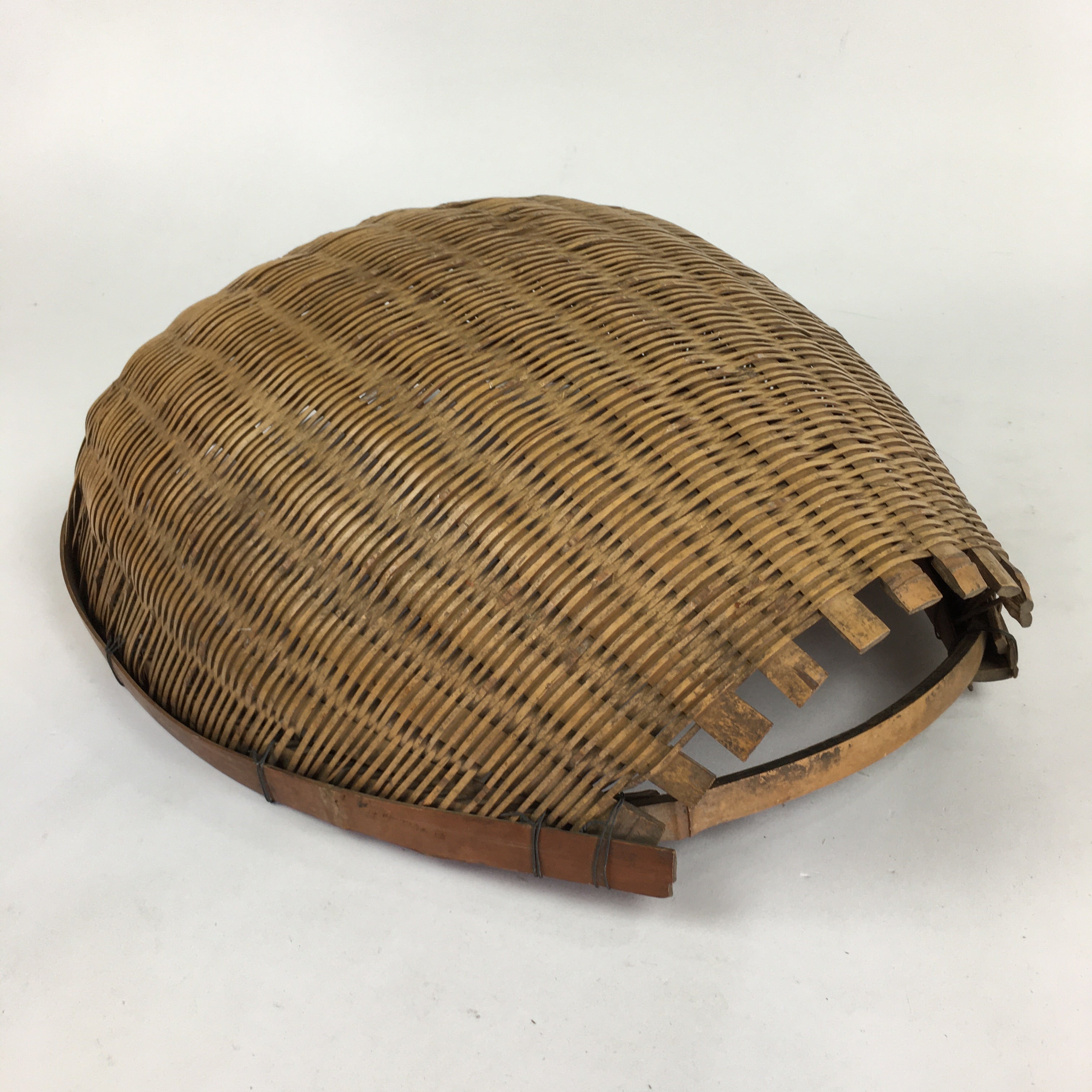Japanese Bamboo Drying Basket Vtg Natural Kago Zaru 41.2 cm Wide B182